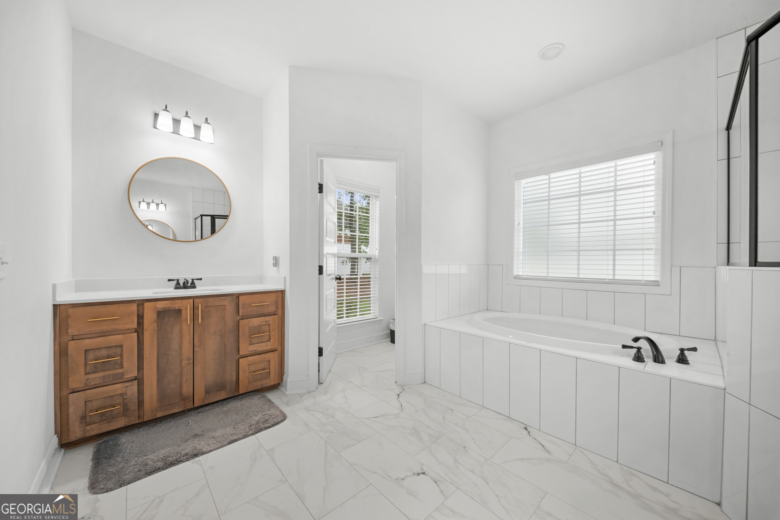 3009 Hawks Ridge Drive