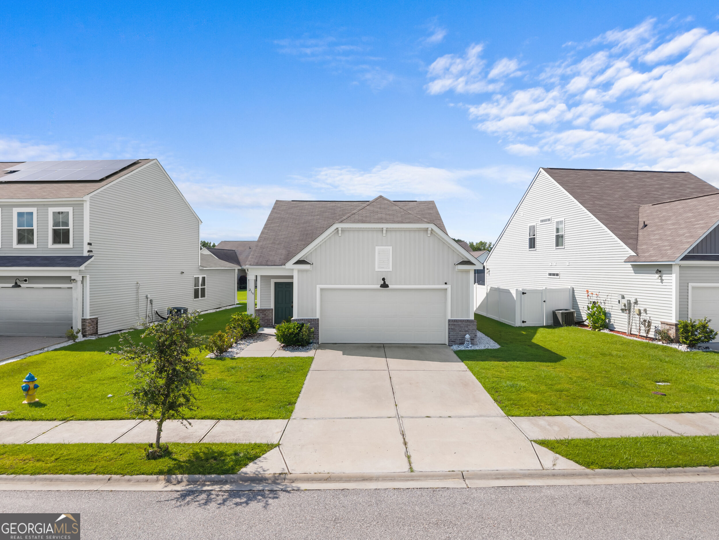 215 Crabapple Circle