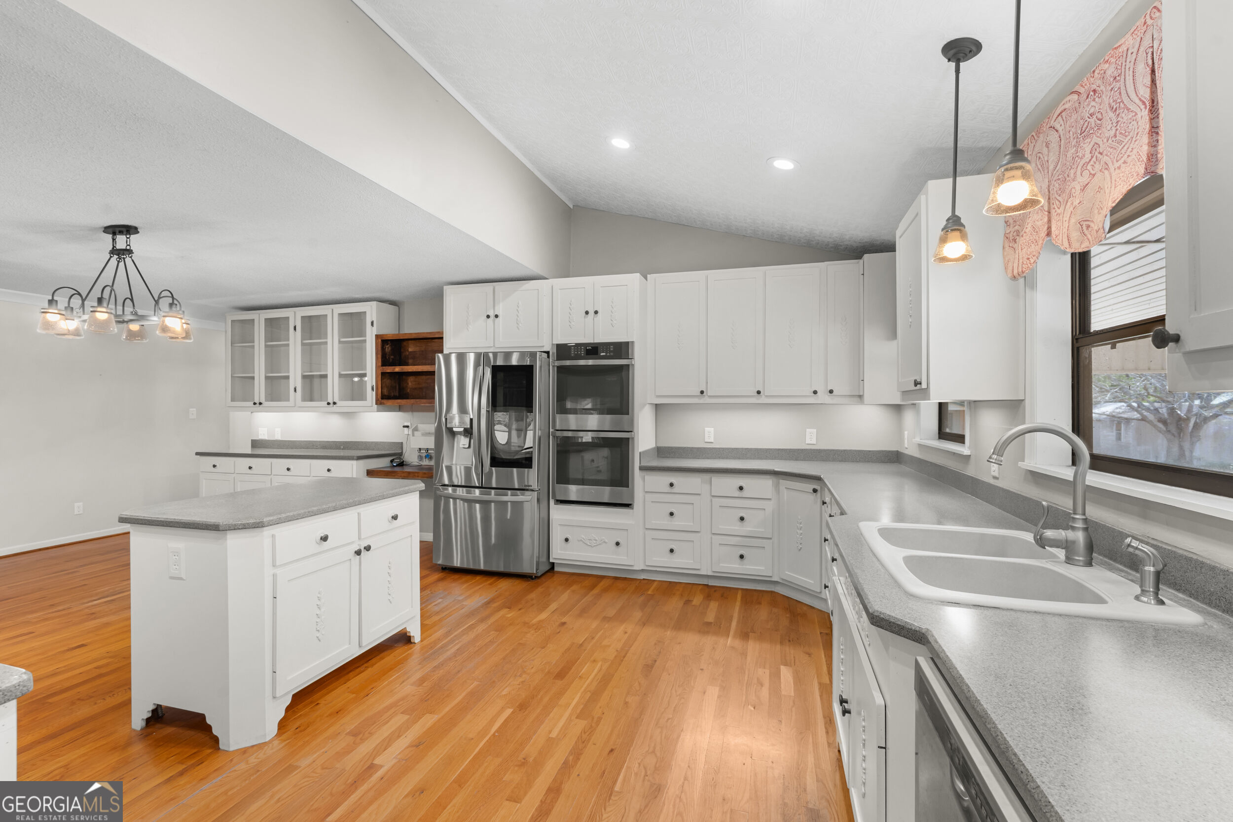 549 Kendricks Road