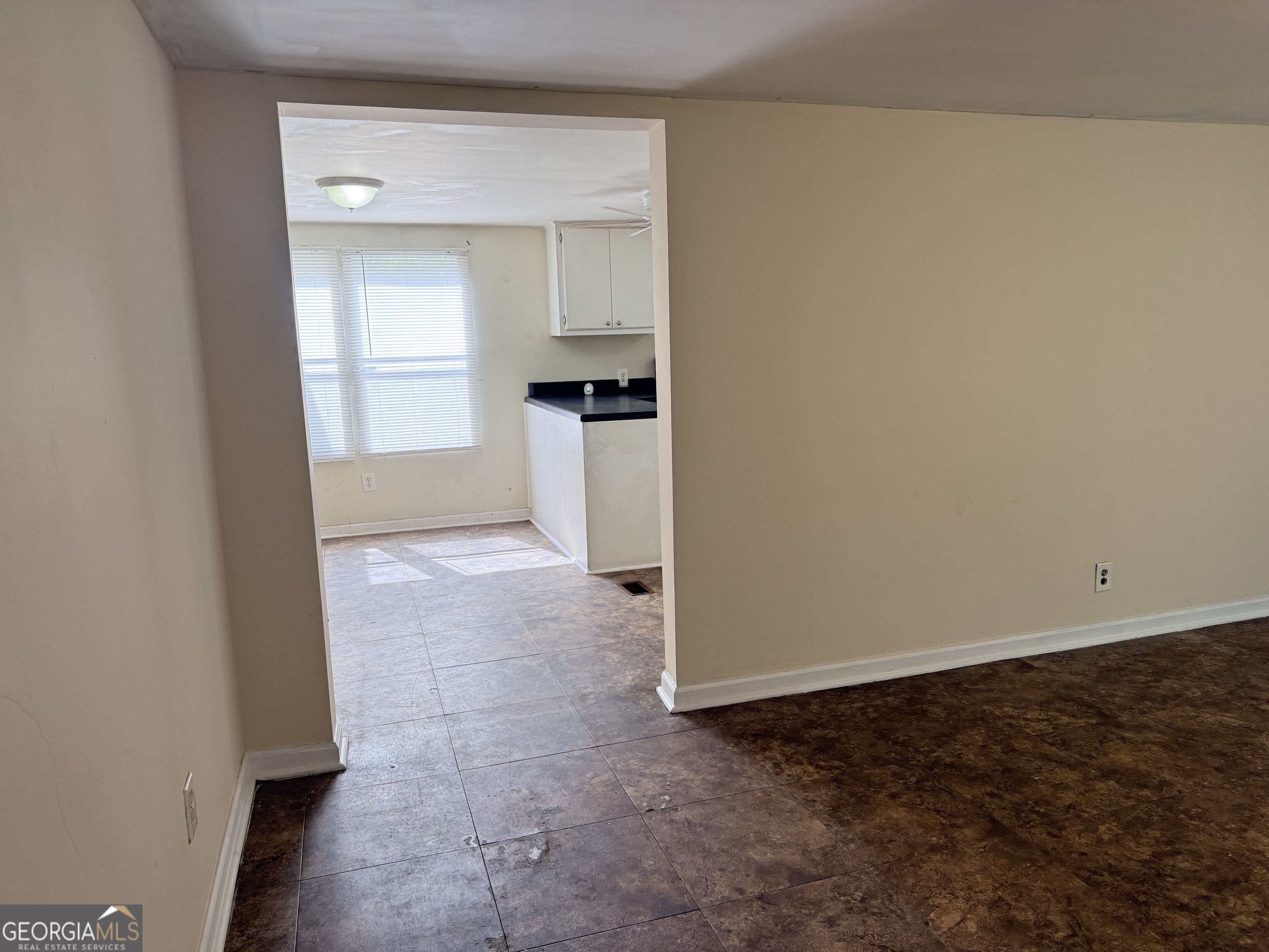 587 Kendricks Road