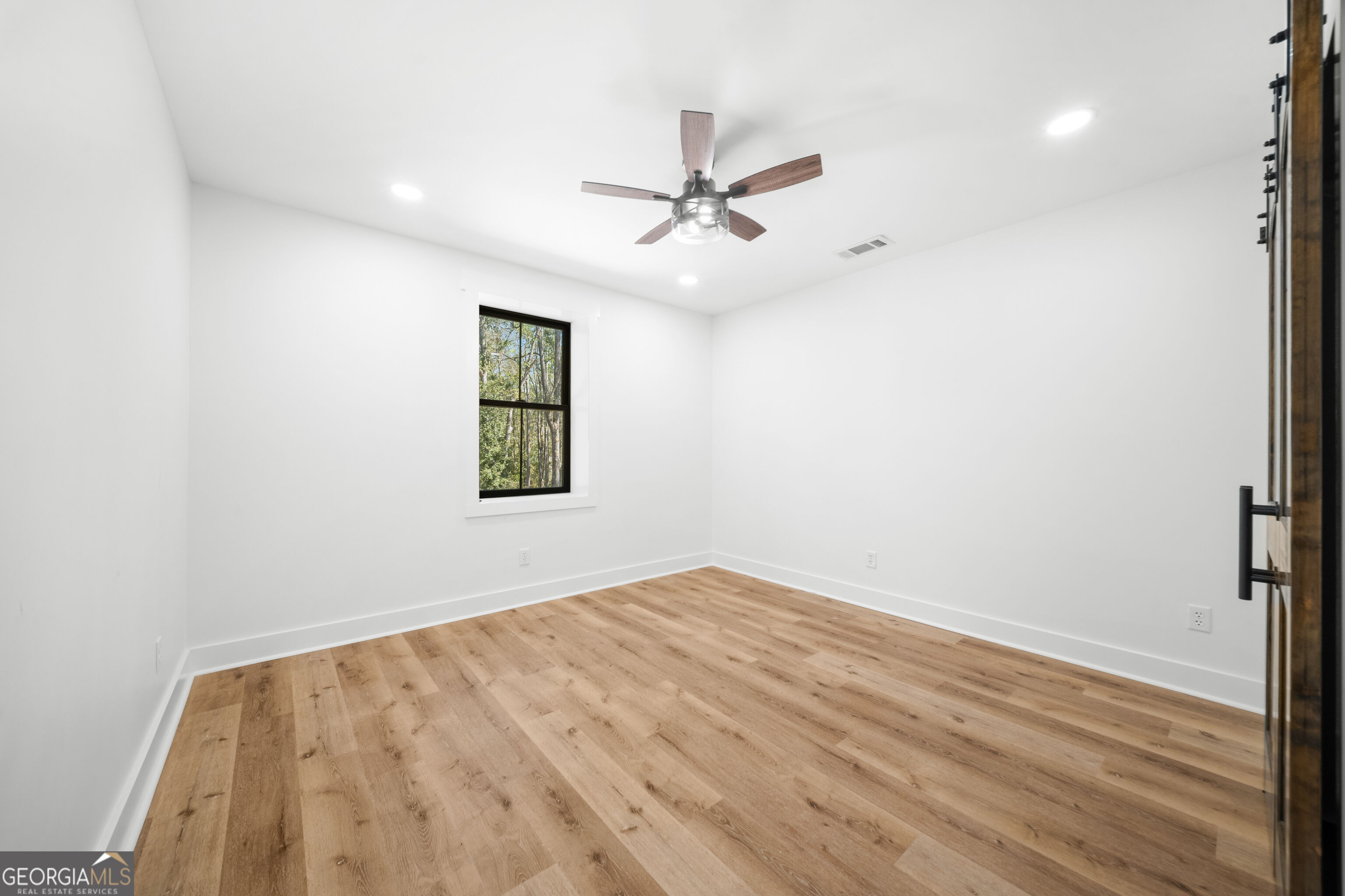146 Rolling Hills Road