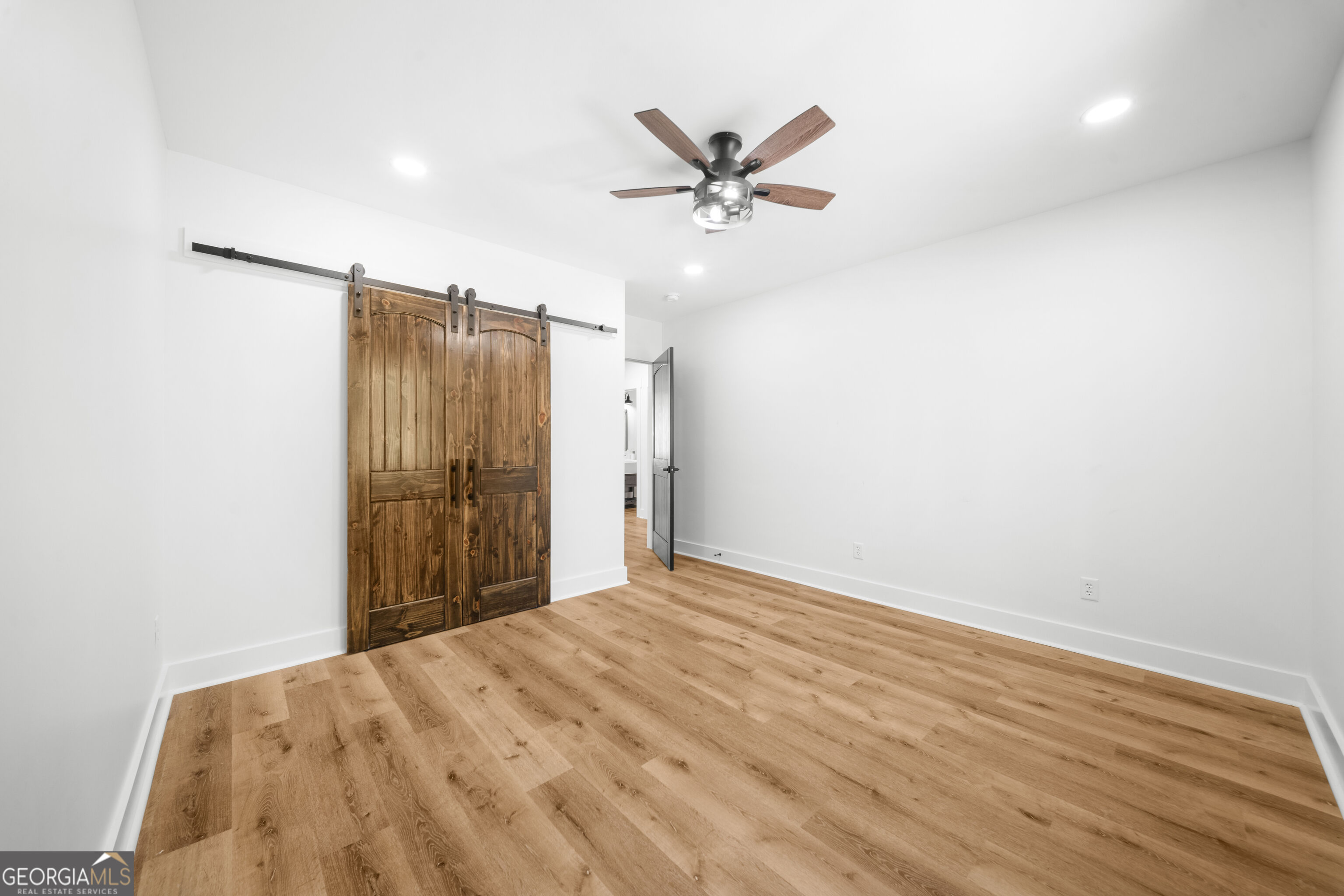 146 Rolling Hills Road