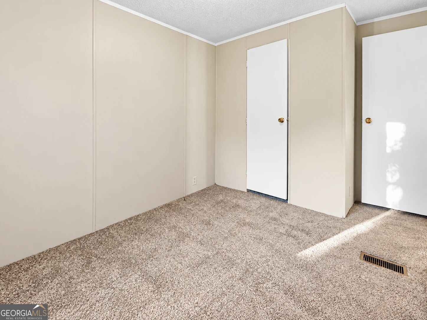 3593 B B Lane