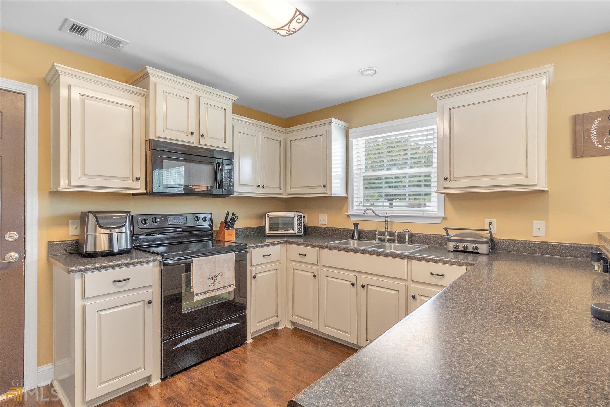 1610 Colony Lane