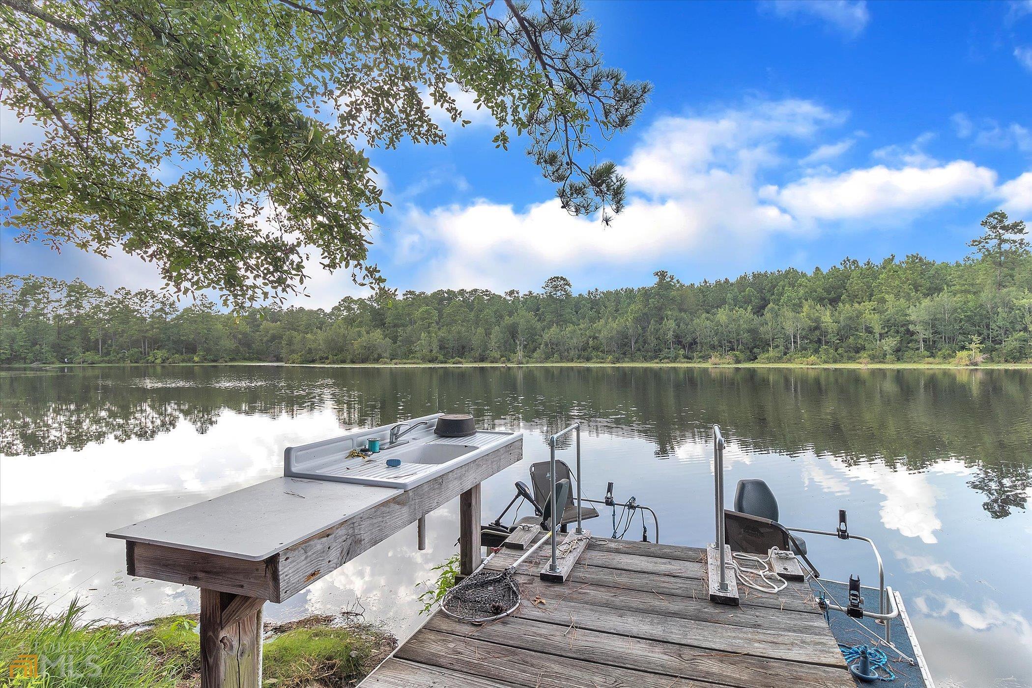 10 Lake Ohoopee