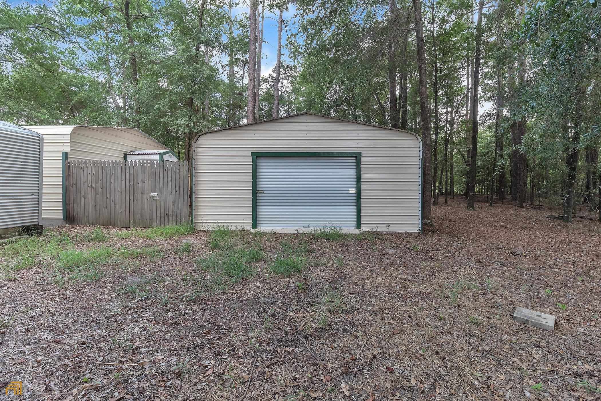 10 Lake Ohoopee