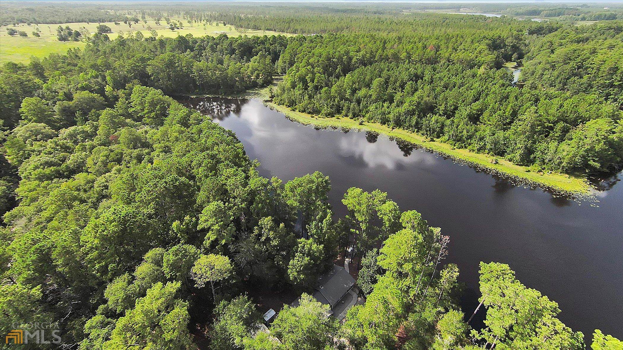 10 Lake Ohoopee