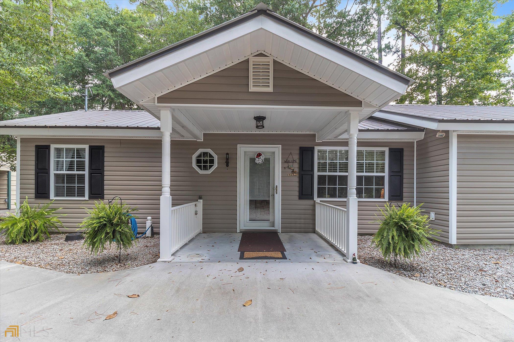 10 Lake Ohoopee