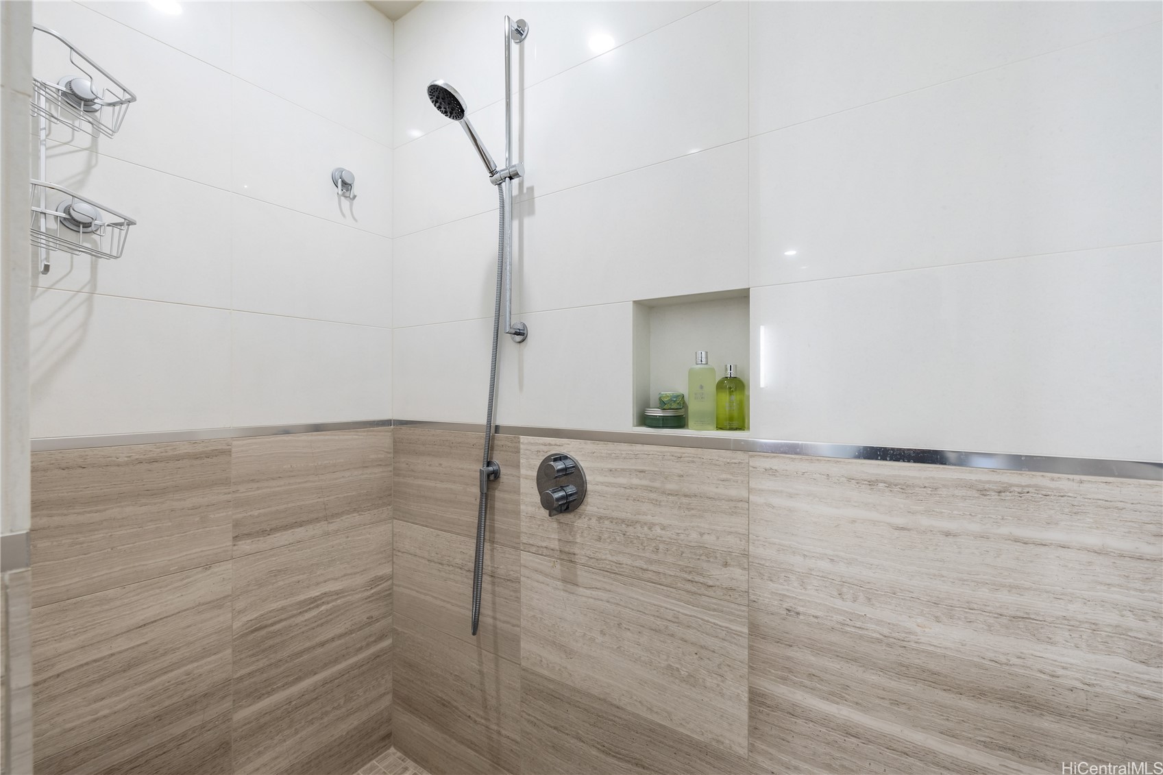 1108 Auahi Street 2808