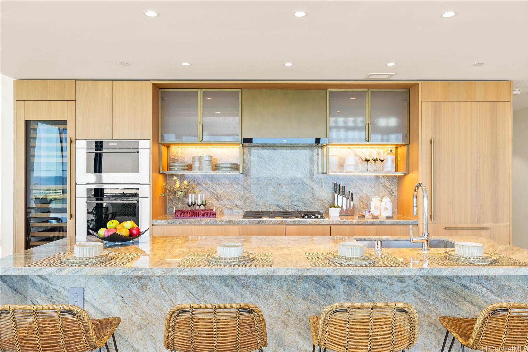 1100 Ala Moana Boulevard 1101