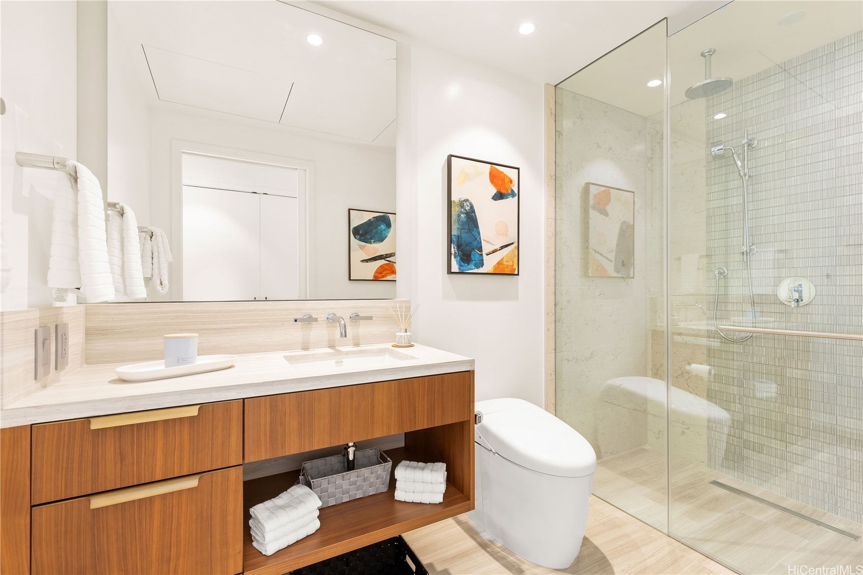 1100 Ala Moana Boulevard 1101