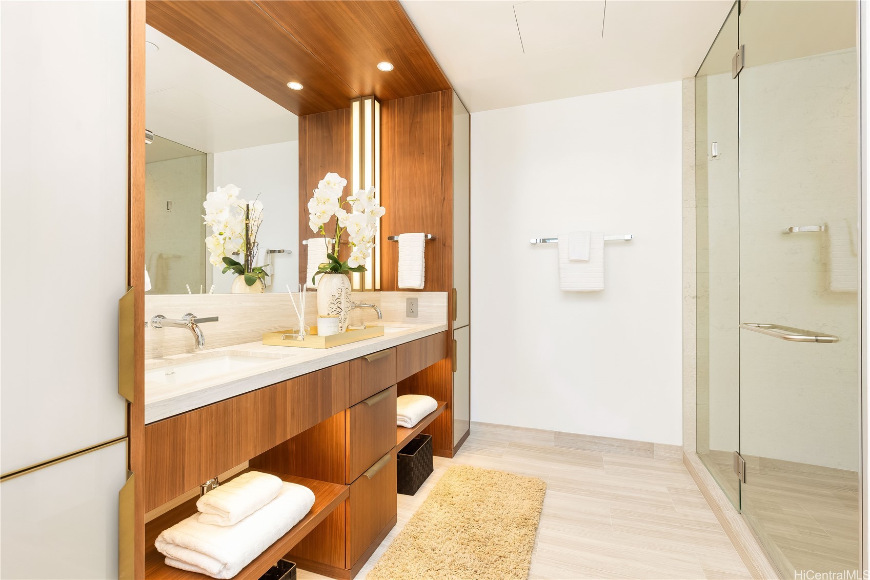 1100 Ala Moana Boulevard 1101