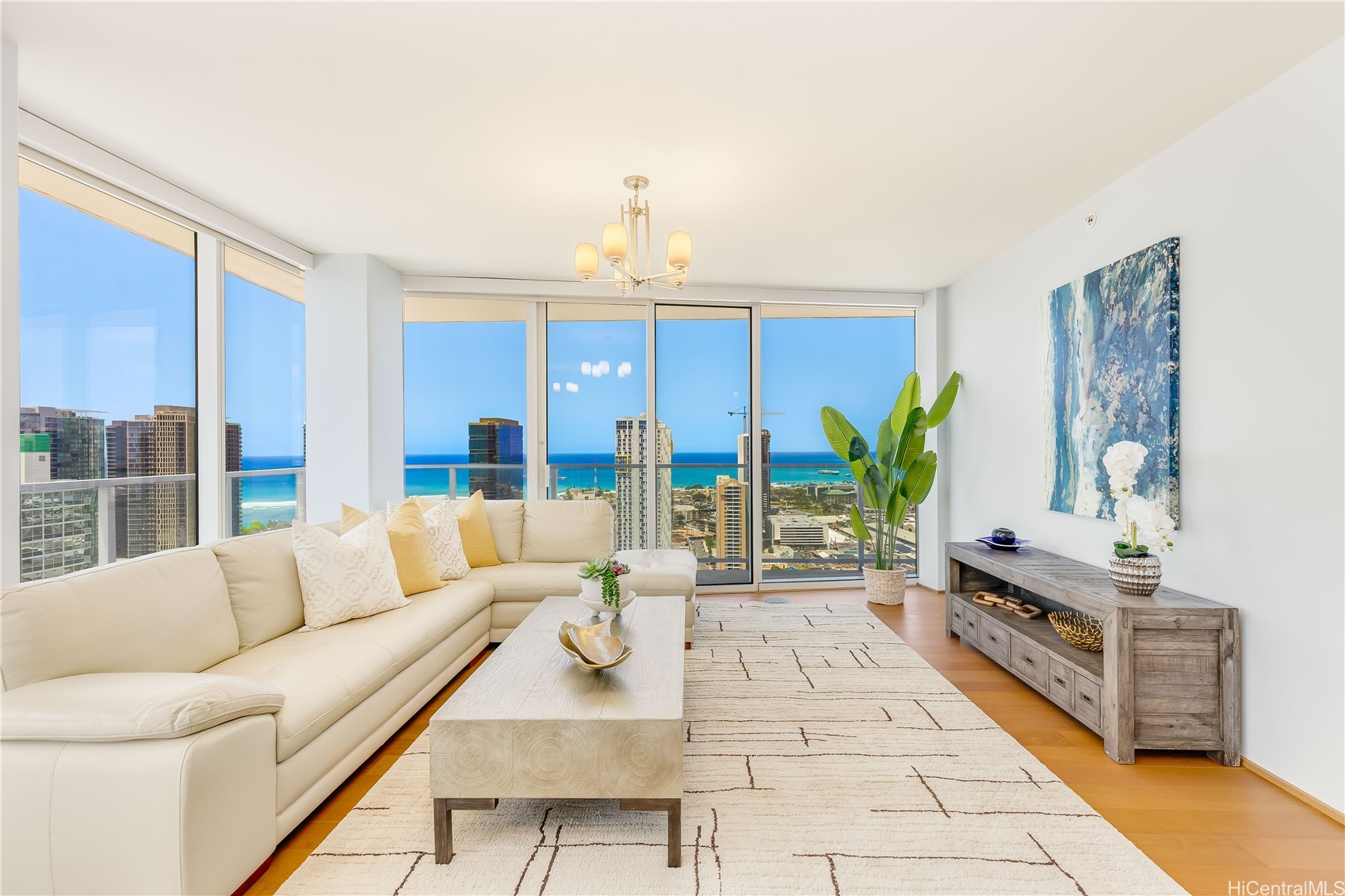 888 Kapiolani Boulevard 3805