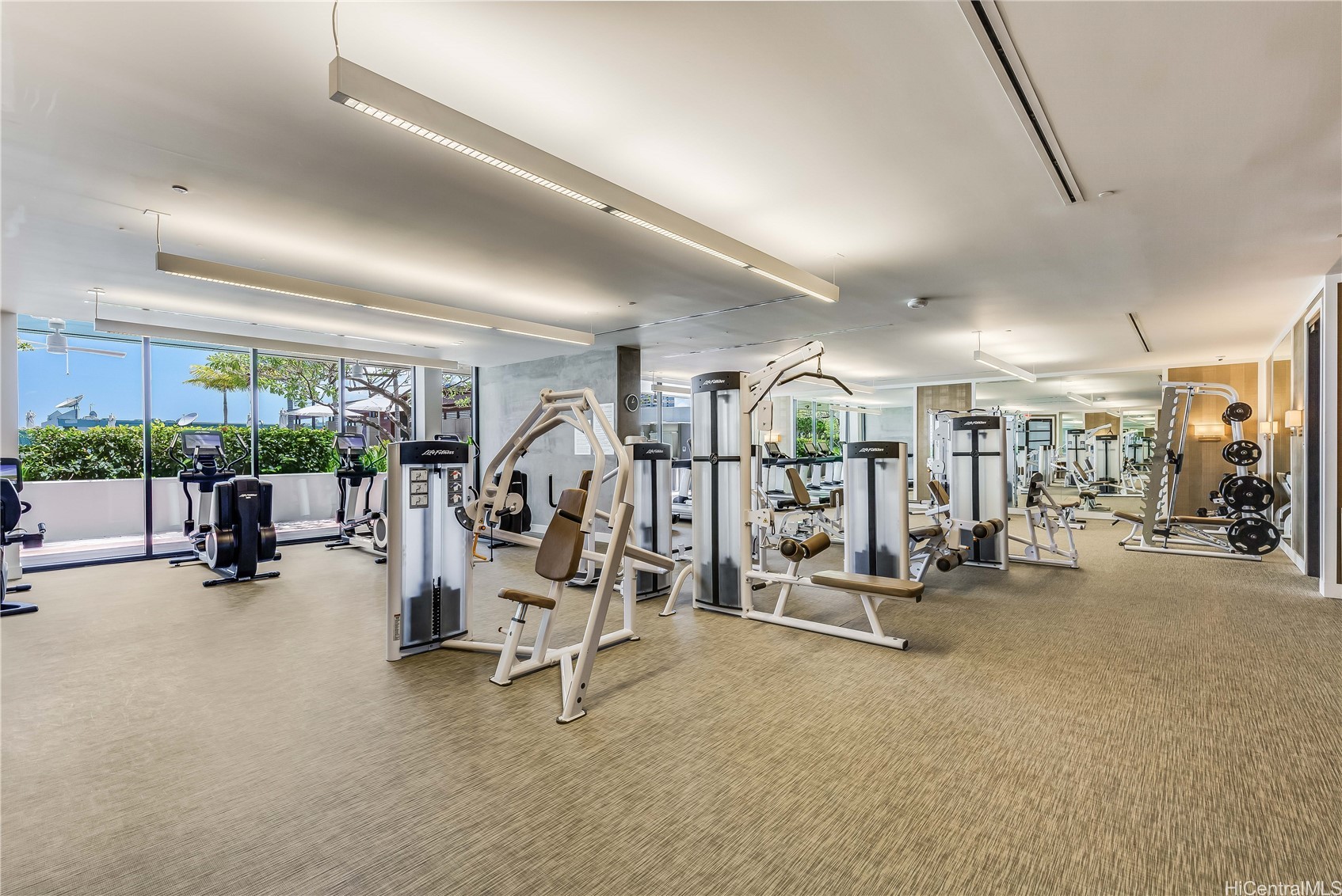 888 Kapiolani Boulevard 3805