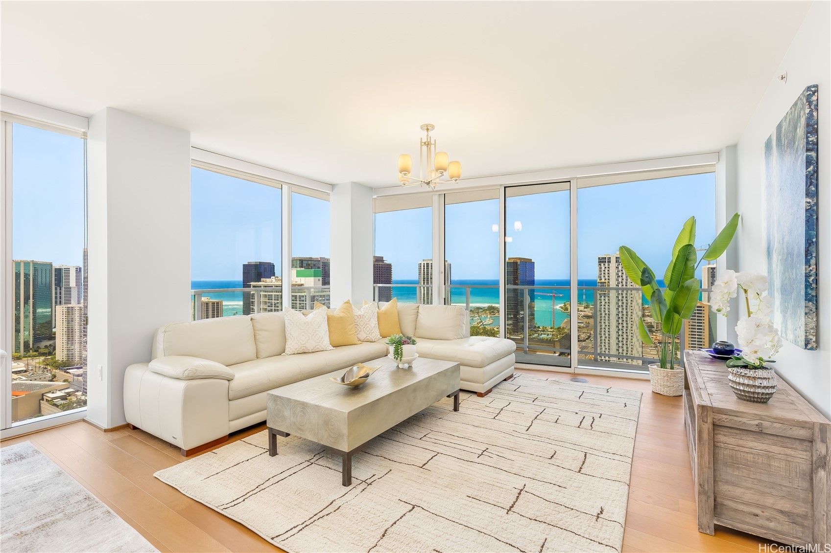 888 Kapiolani Boulevard 3805