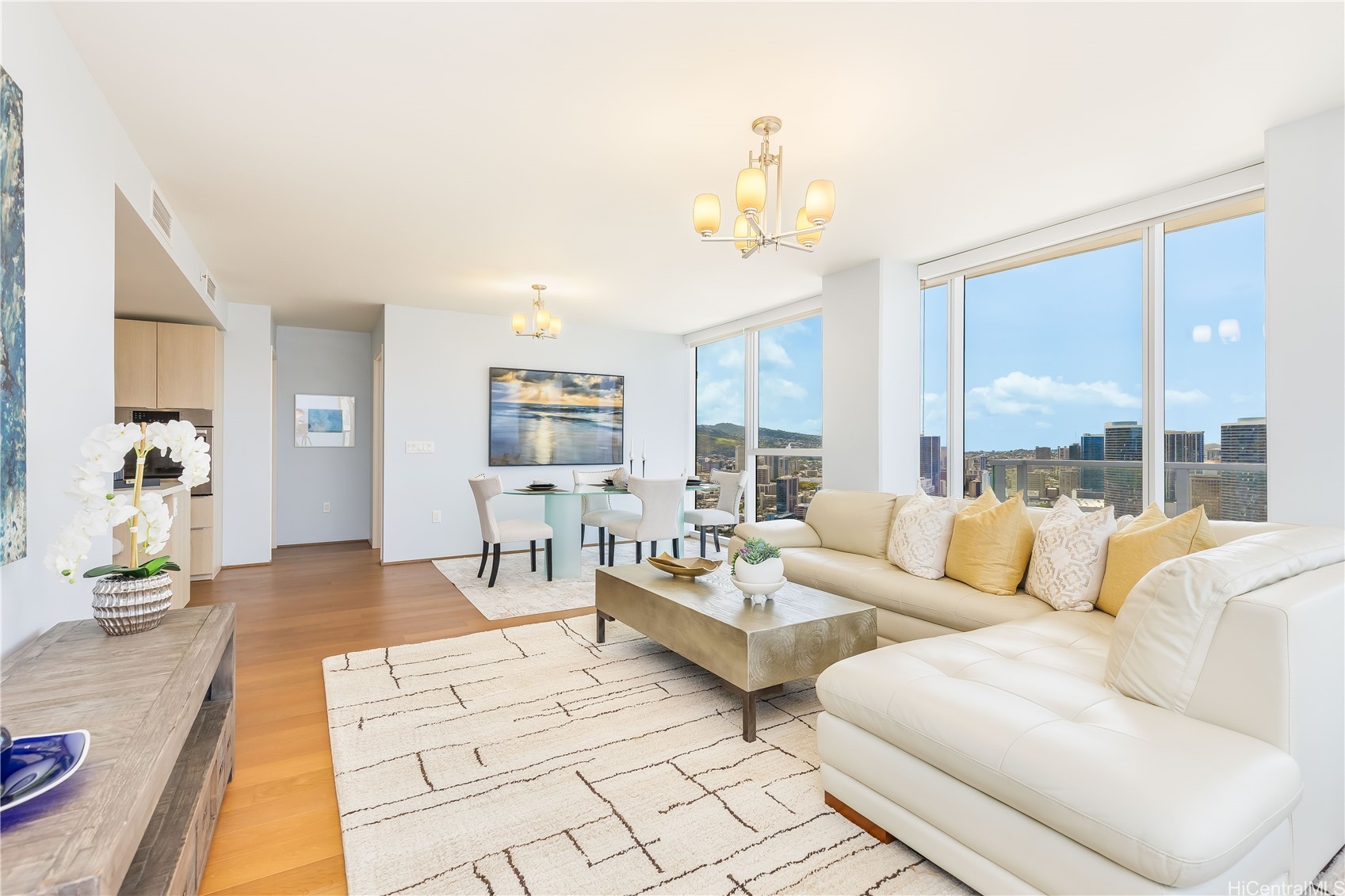 888 Kapiolani Boulevard 3805