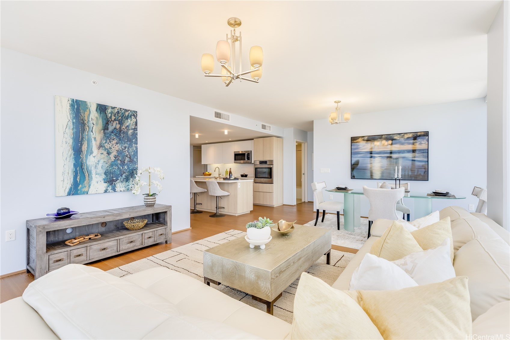 888 Kapiolani Boulevard 3805