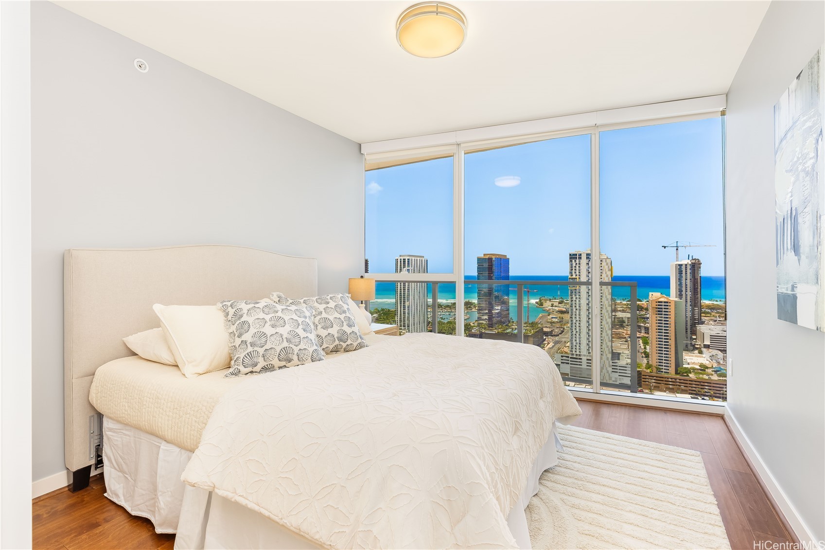 888 Kapiolani Boulevard 3805