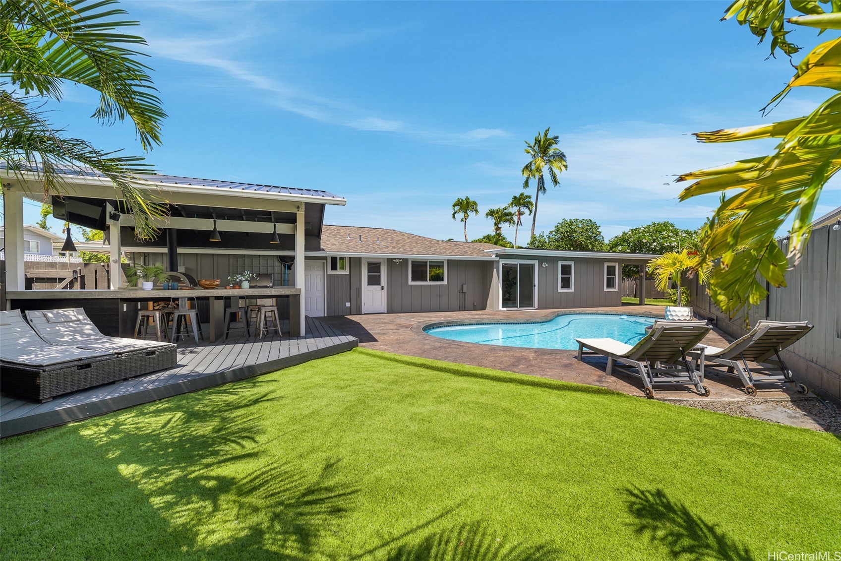 1127 Lauloa Street