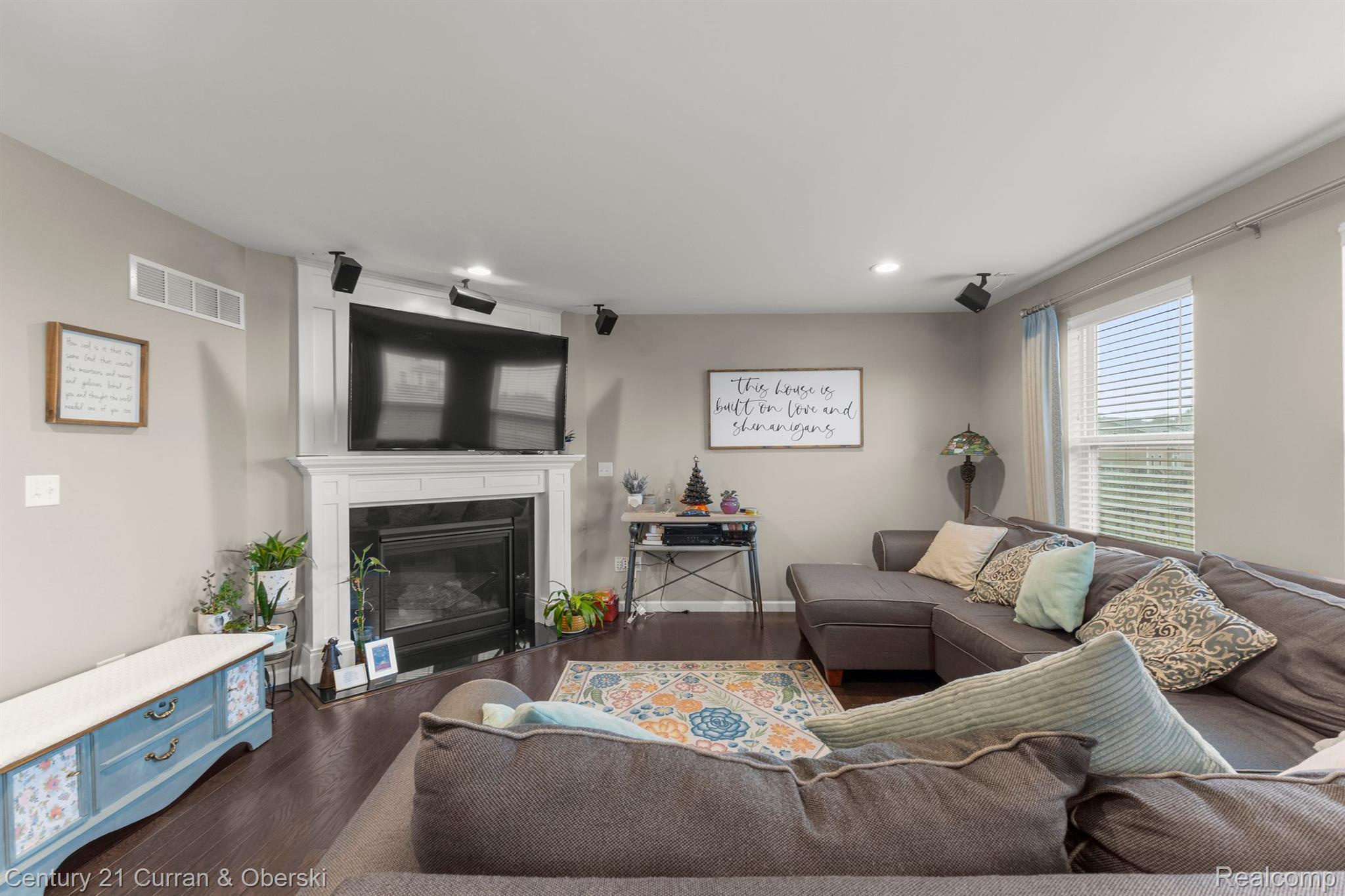 28601 APPLE BLOSSOM Drive
