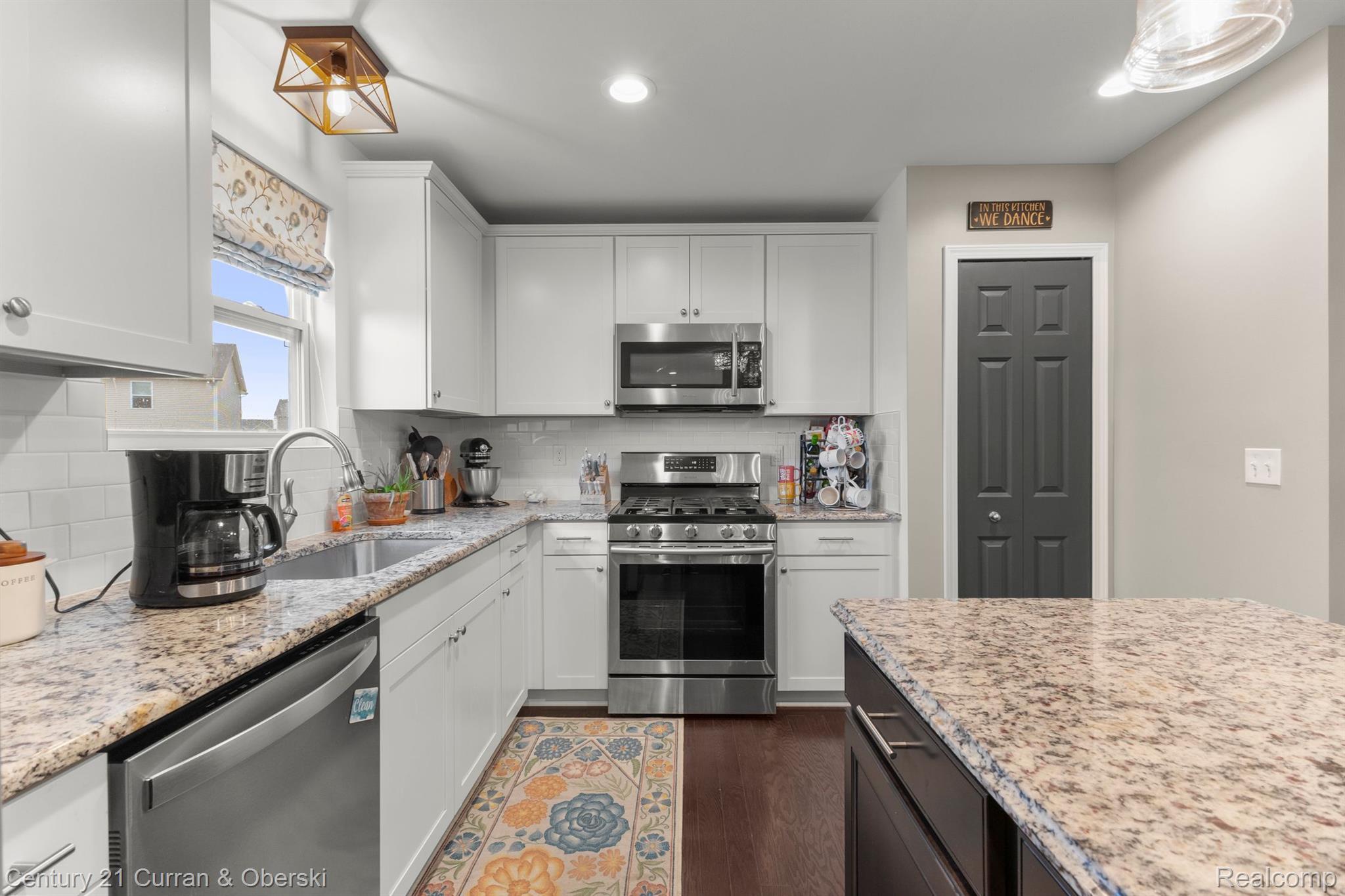 28601 APPLE BLOSSOM Drive