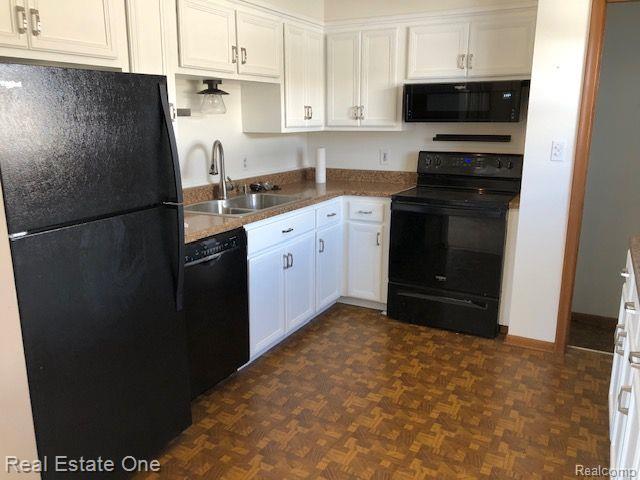 1104 6TH Street
