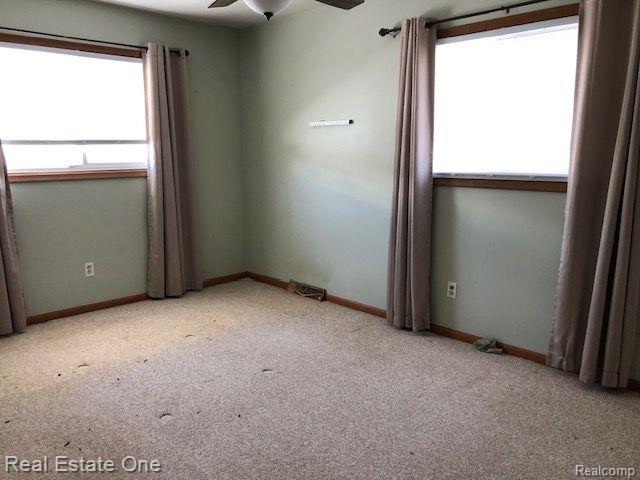 1104 6TH Street