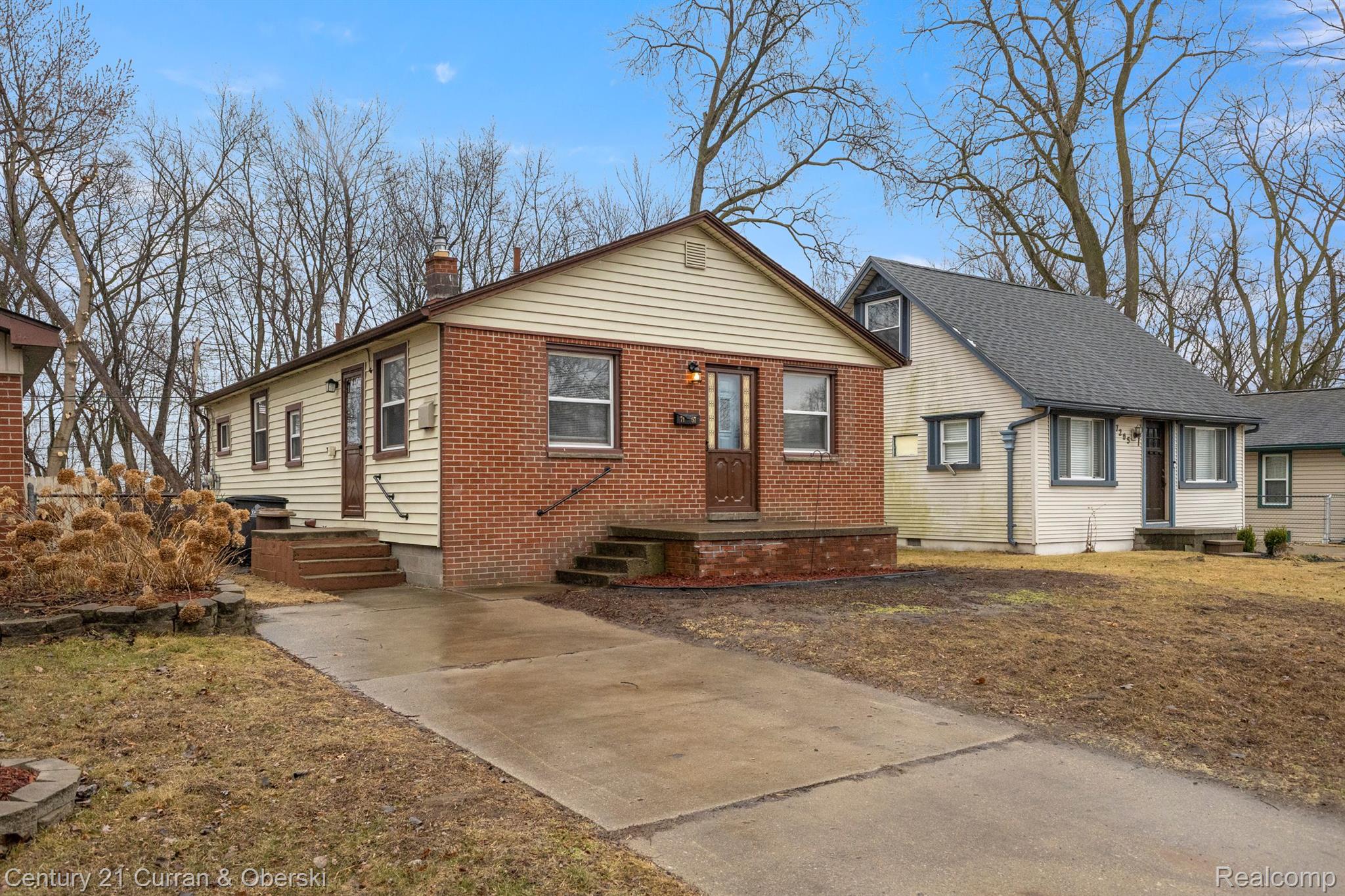 7157 CHEROKEE Street