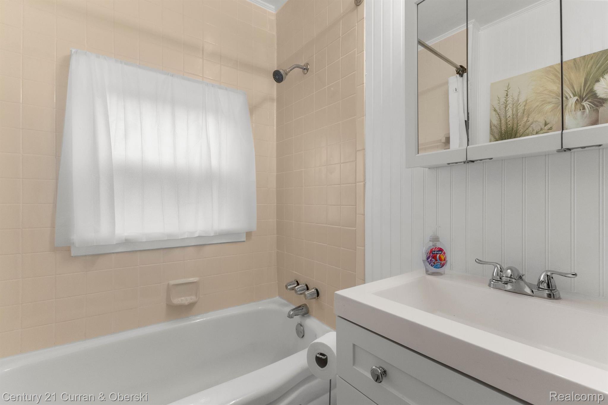 7157 CHEROKEE Street