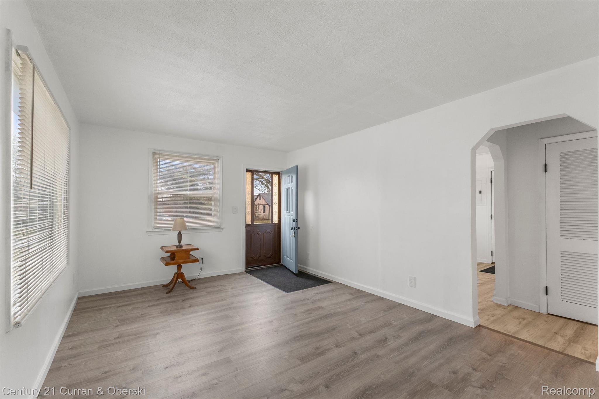 7157 CHEROKEE Street