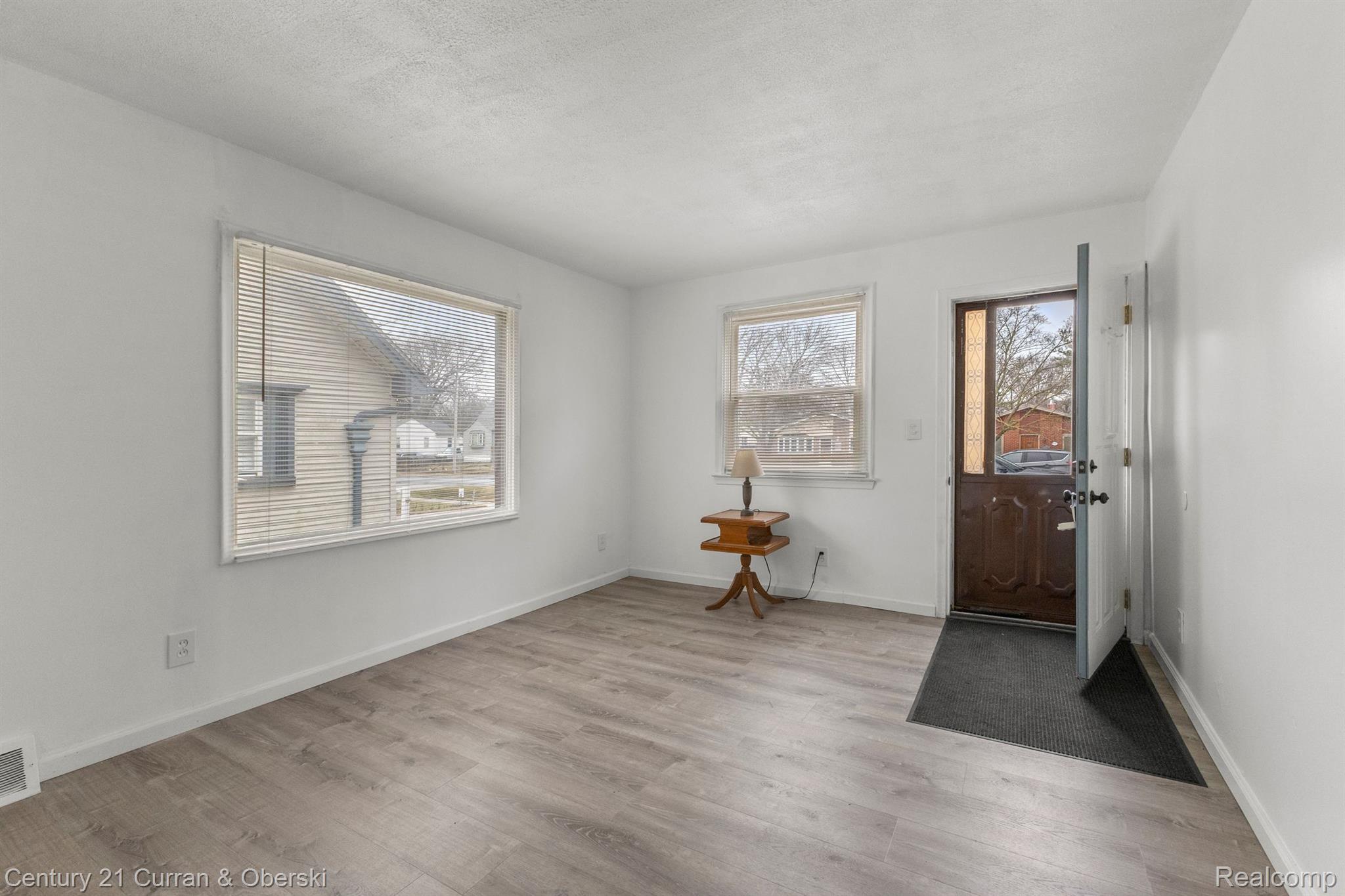 7157 CHEROKEE Street