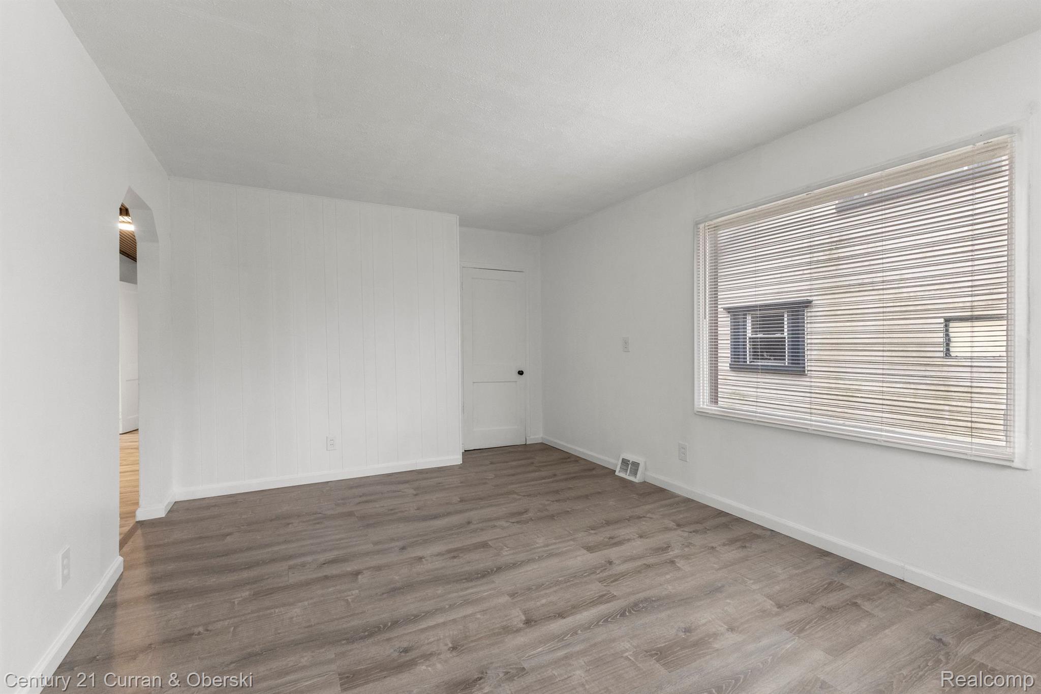 7157 CHEROKEE Street
