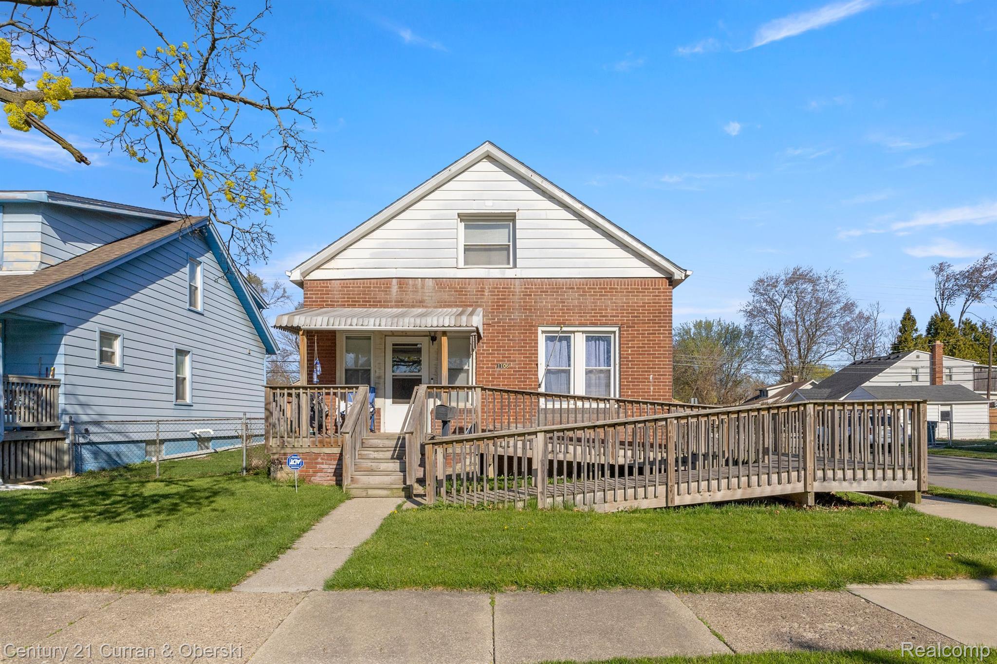 1106 LAFAYETTE Boulevard