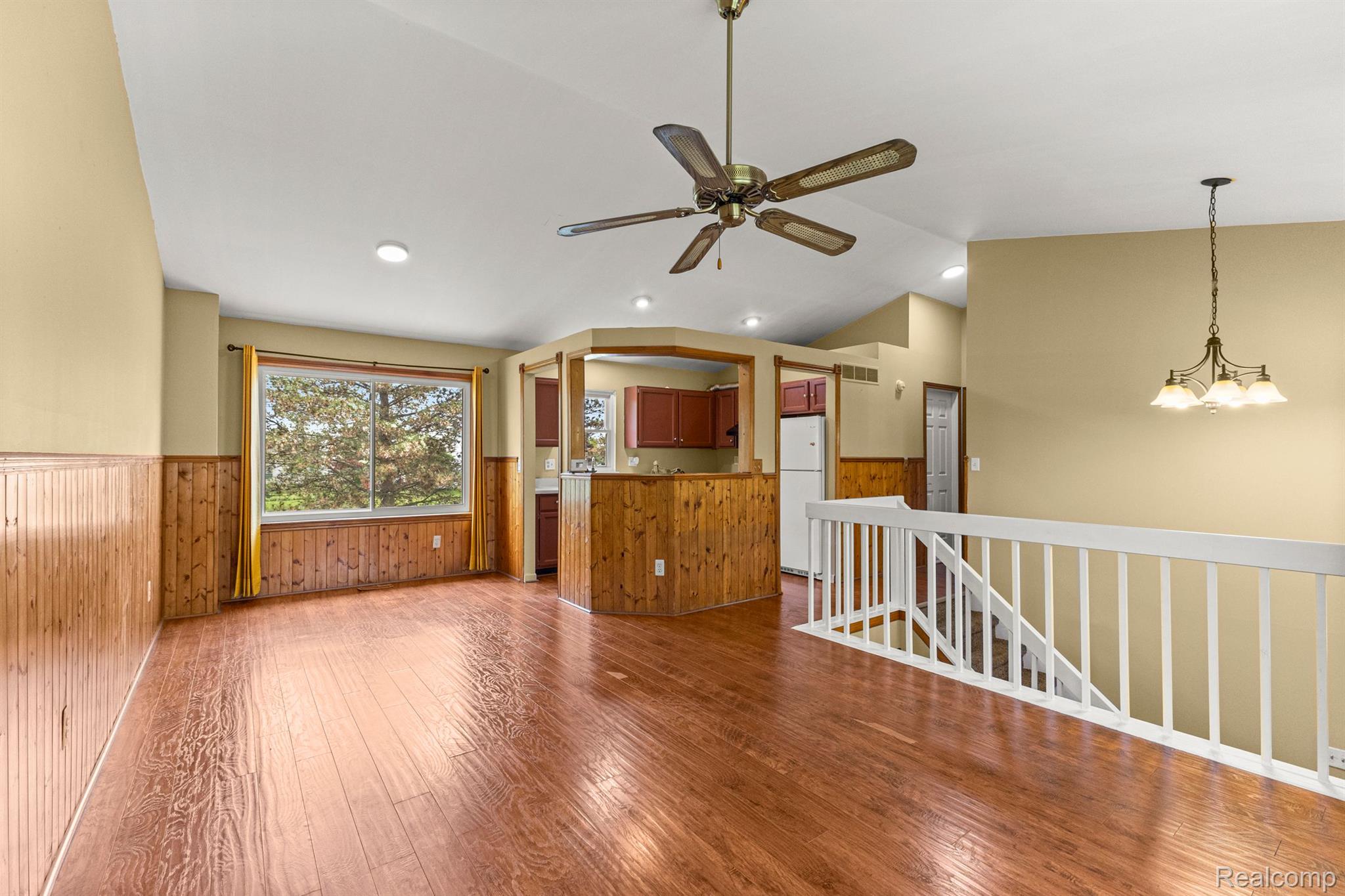 2390 MCGEE