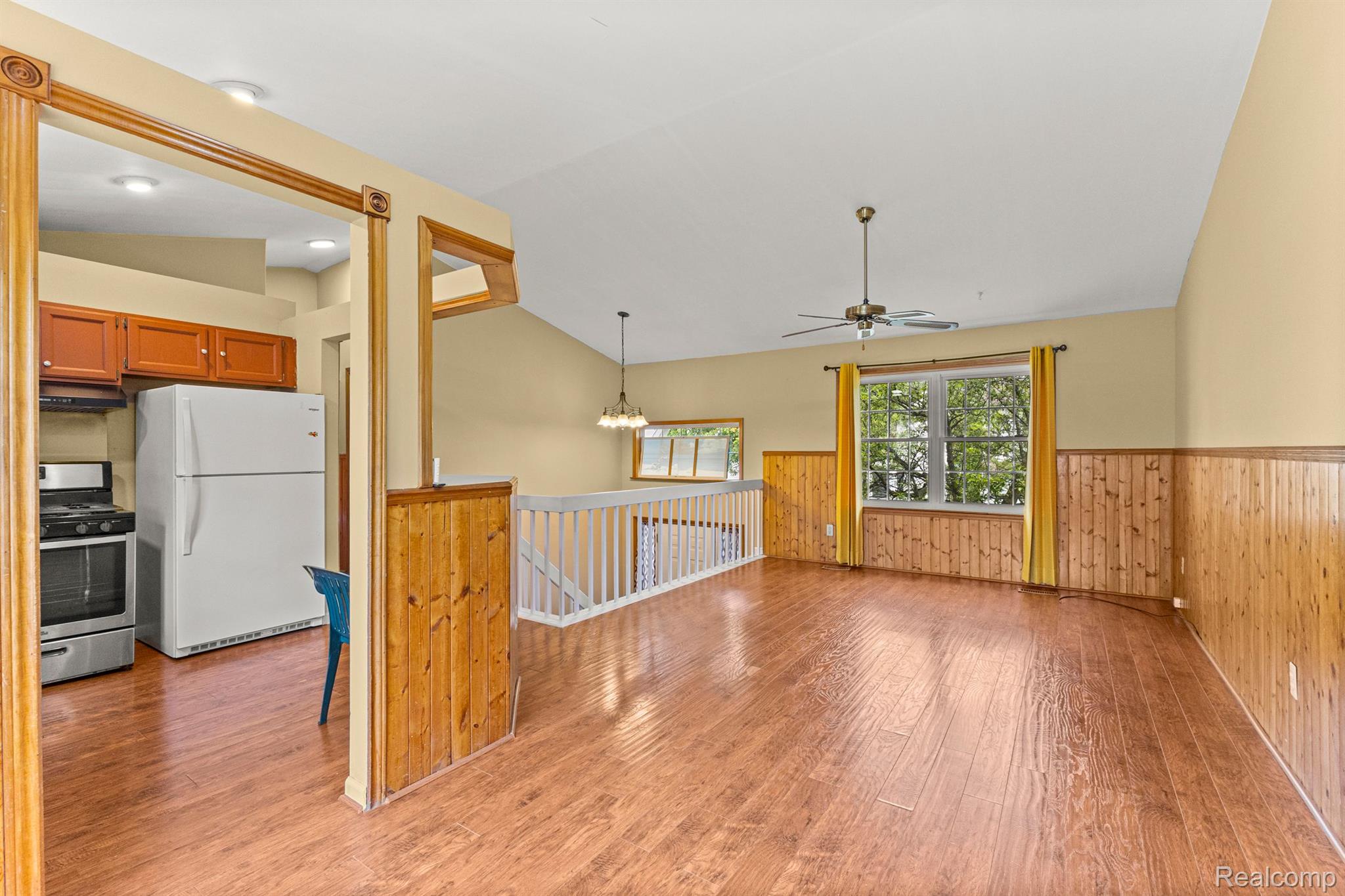 2390 MCGEE