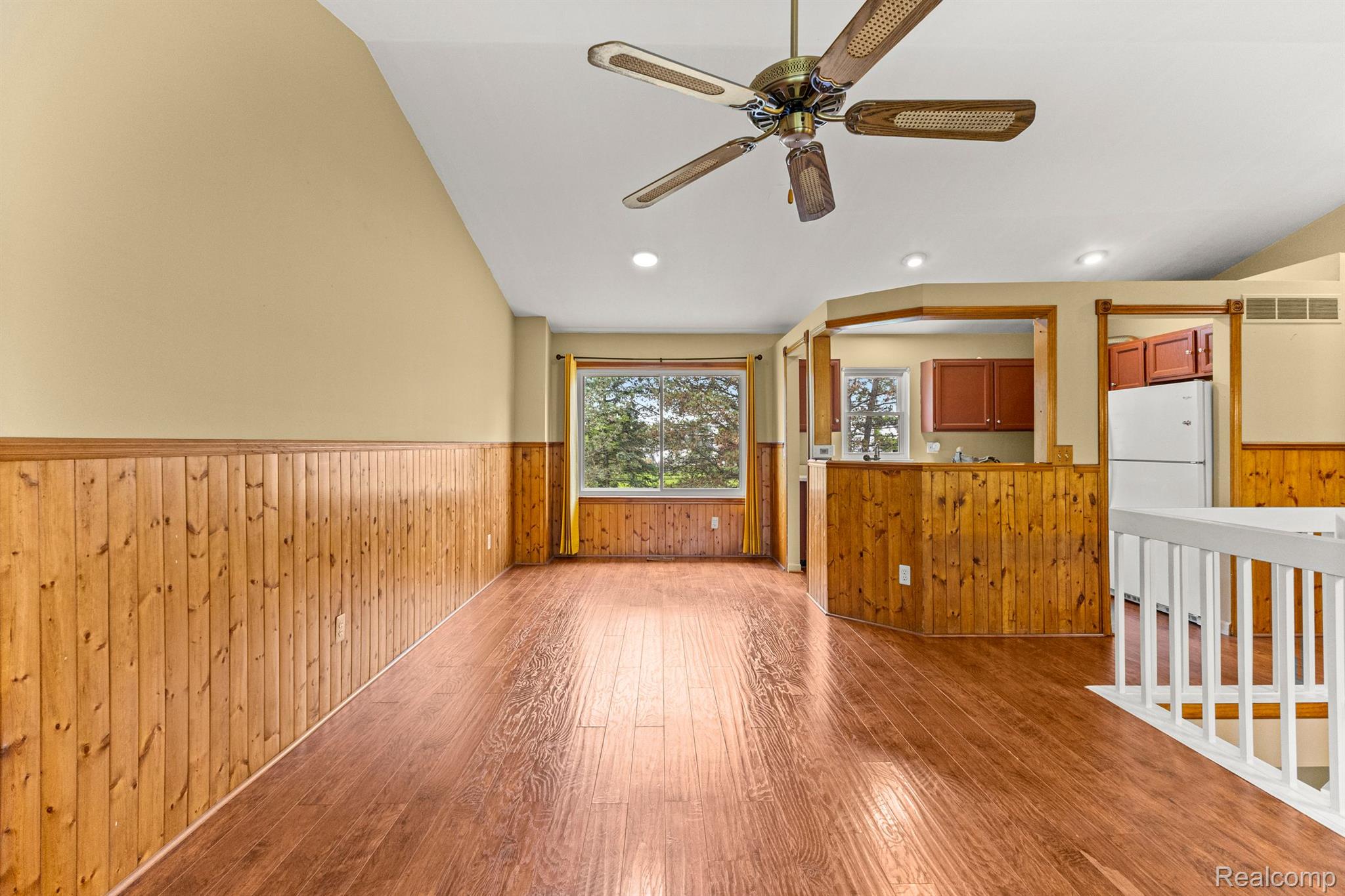 2390 MCGEE
