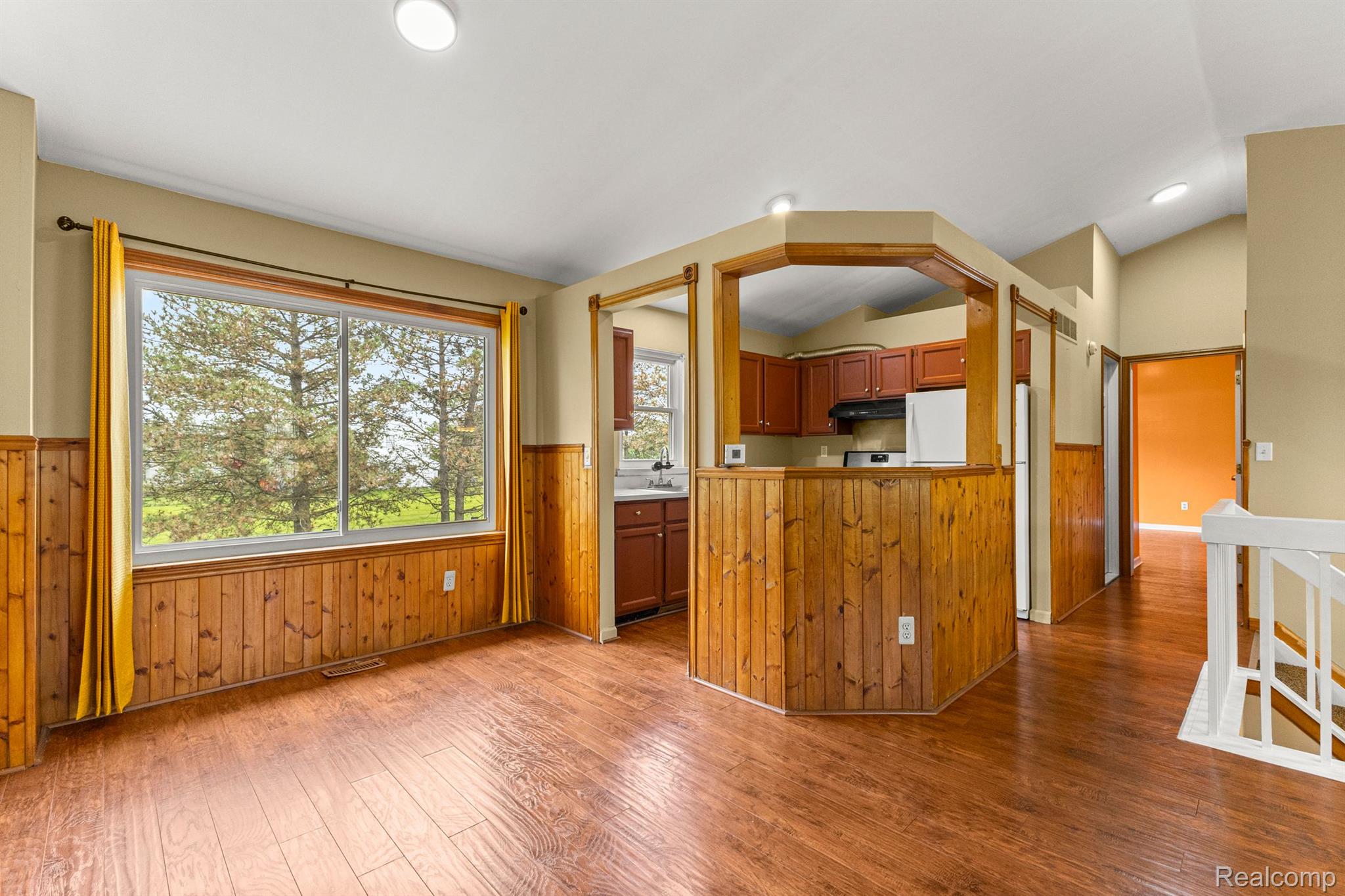 2390 MCGEE