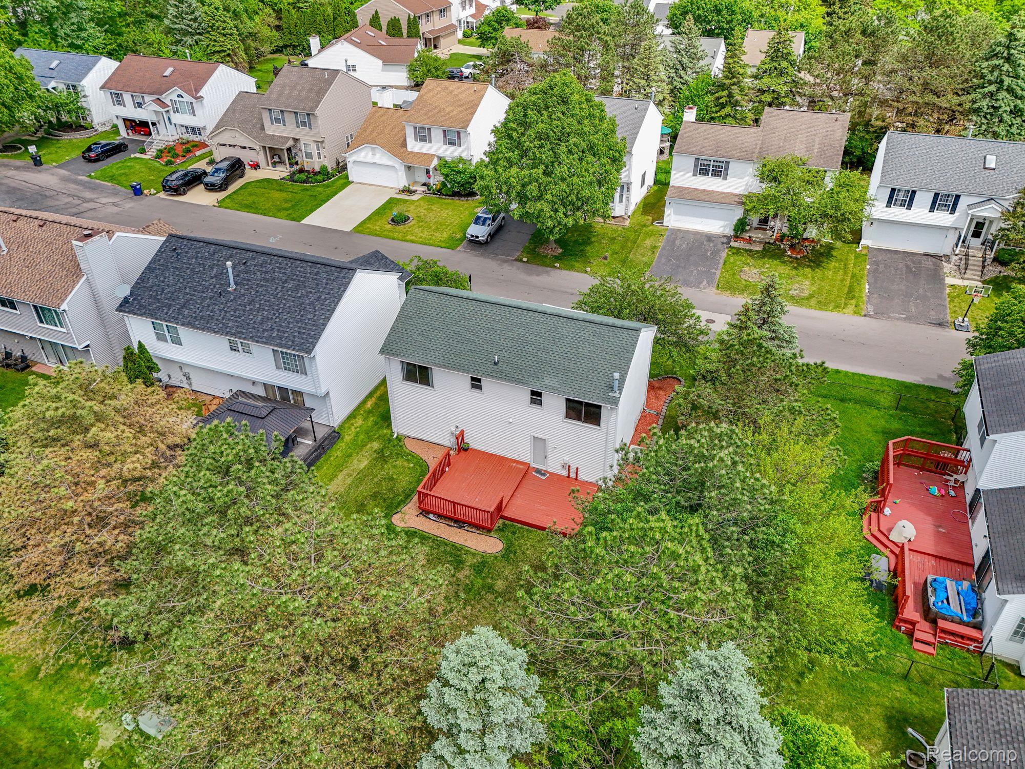 2390 MCGEE