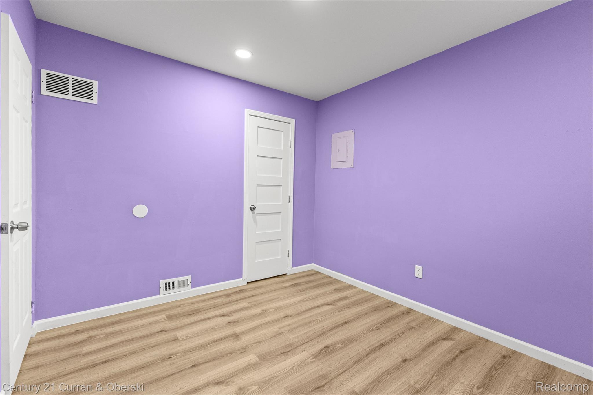 17295 Dora Street