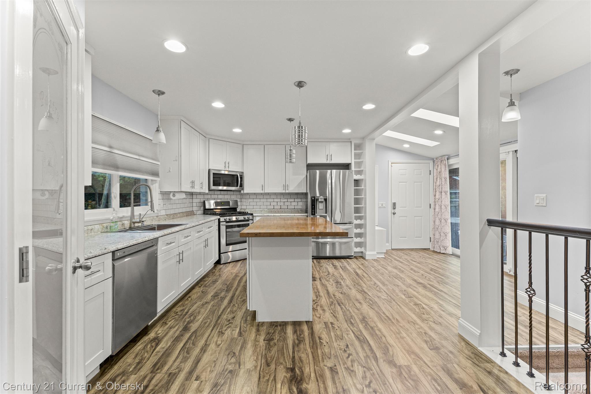 10018 Manor Avenue