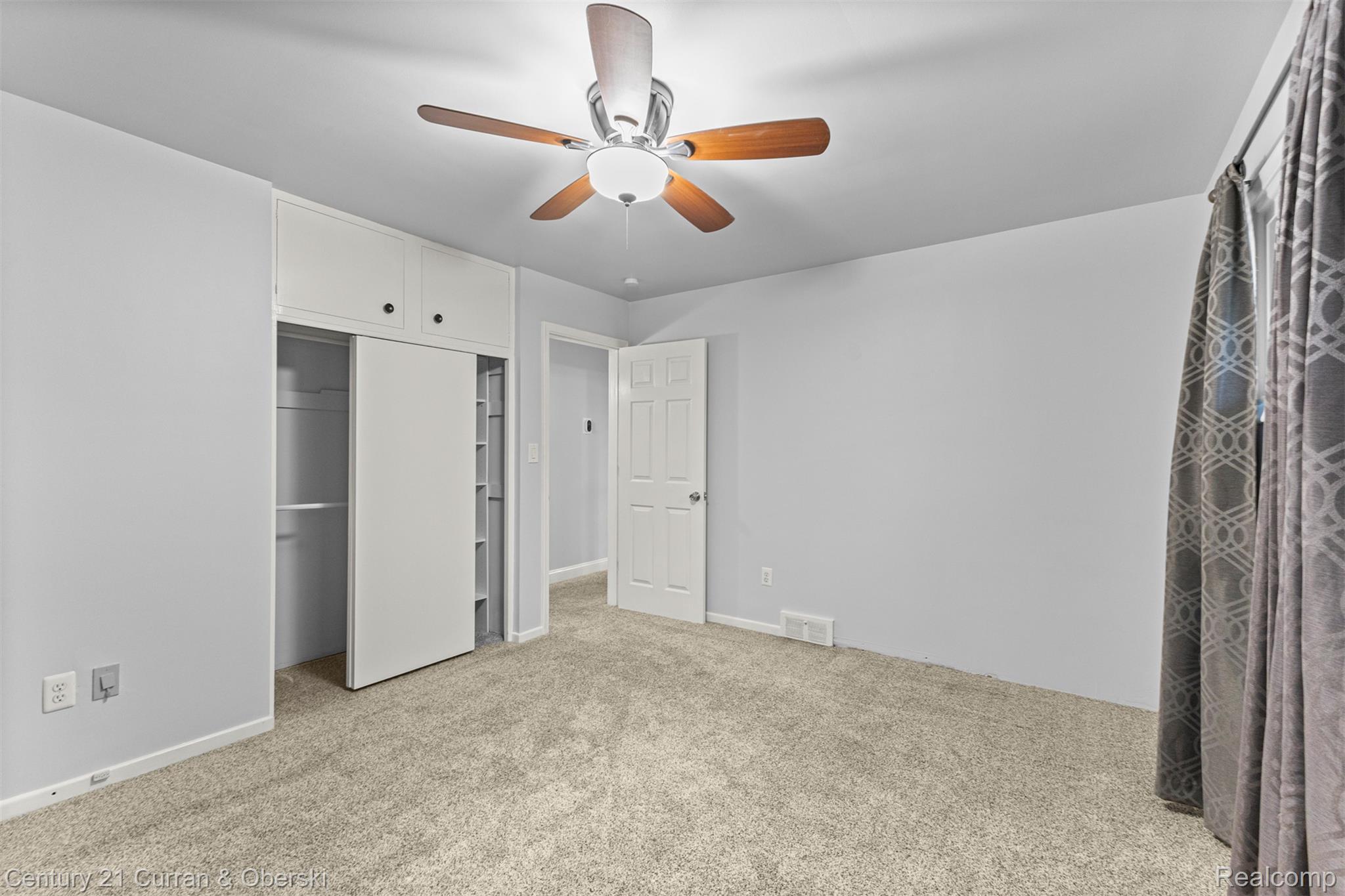 10018 Manor Avenue