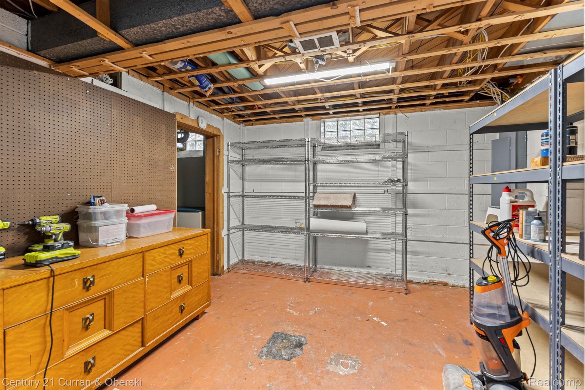 10018 Manor Avenue