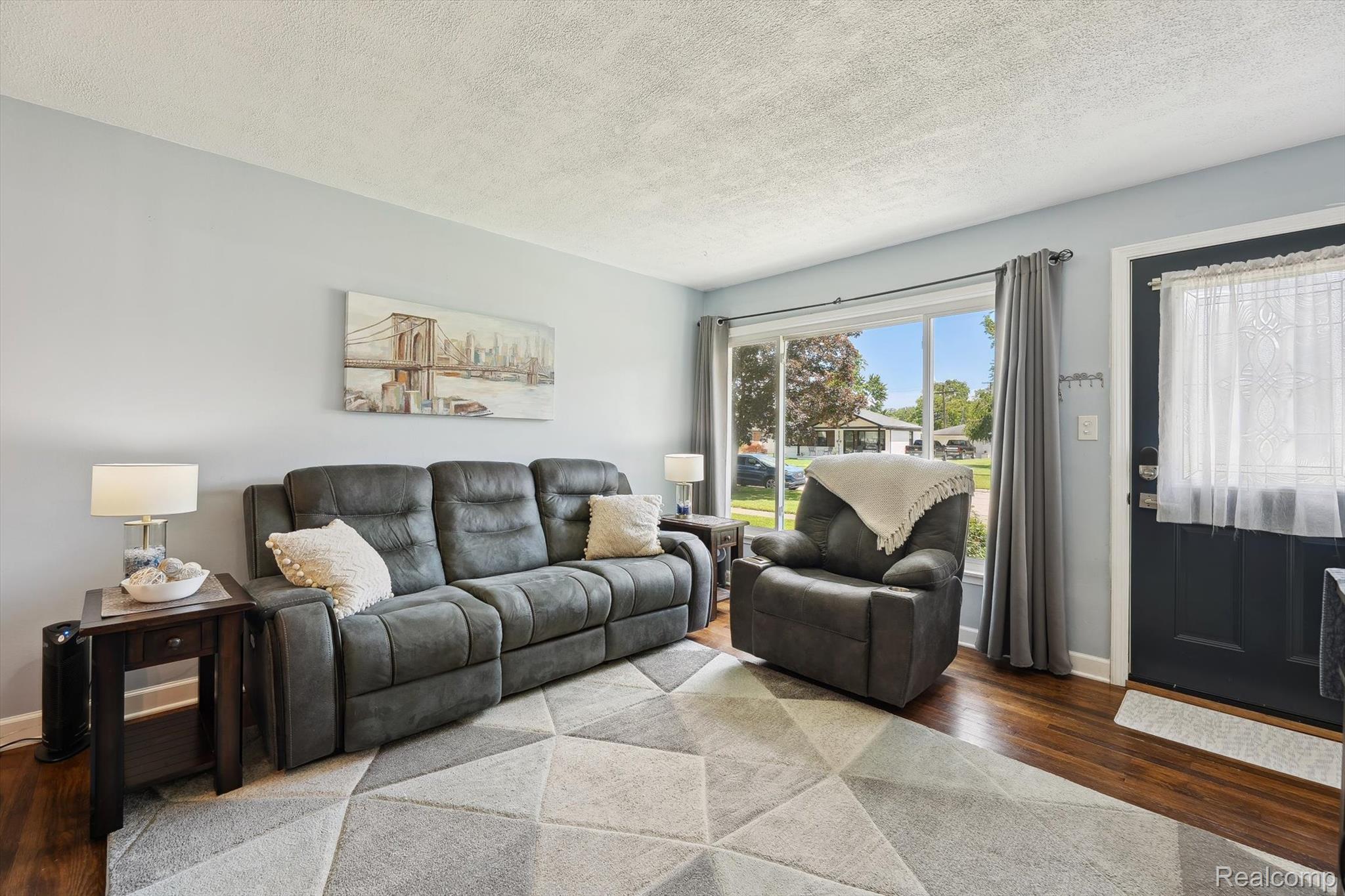 29934 Tamarack Drive