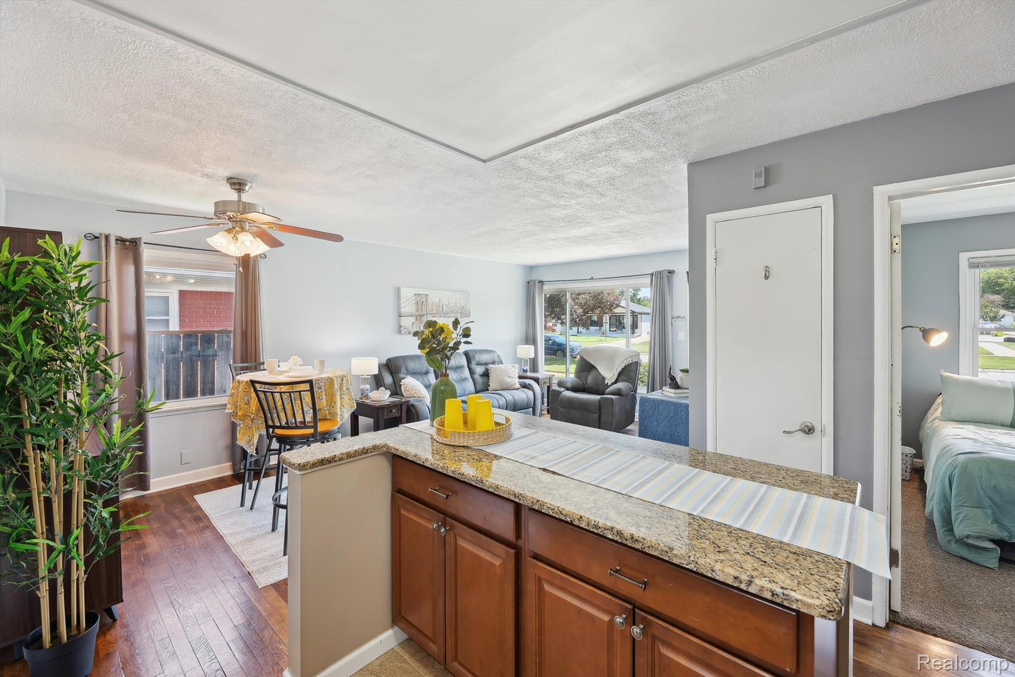 29934 Tamarack Drive