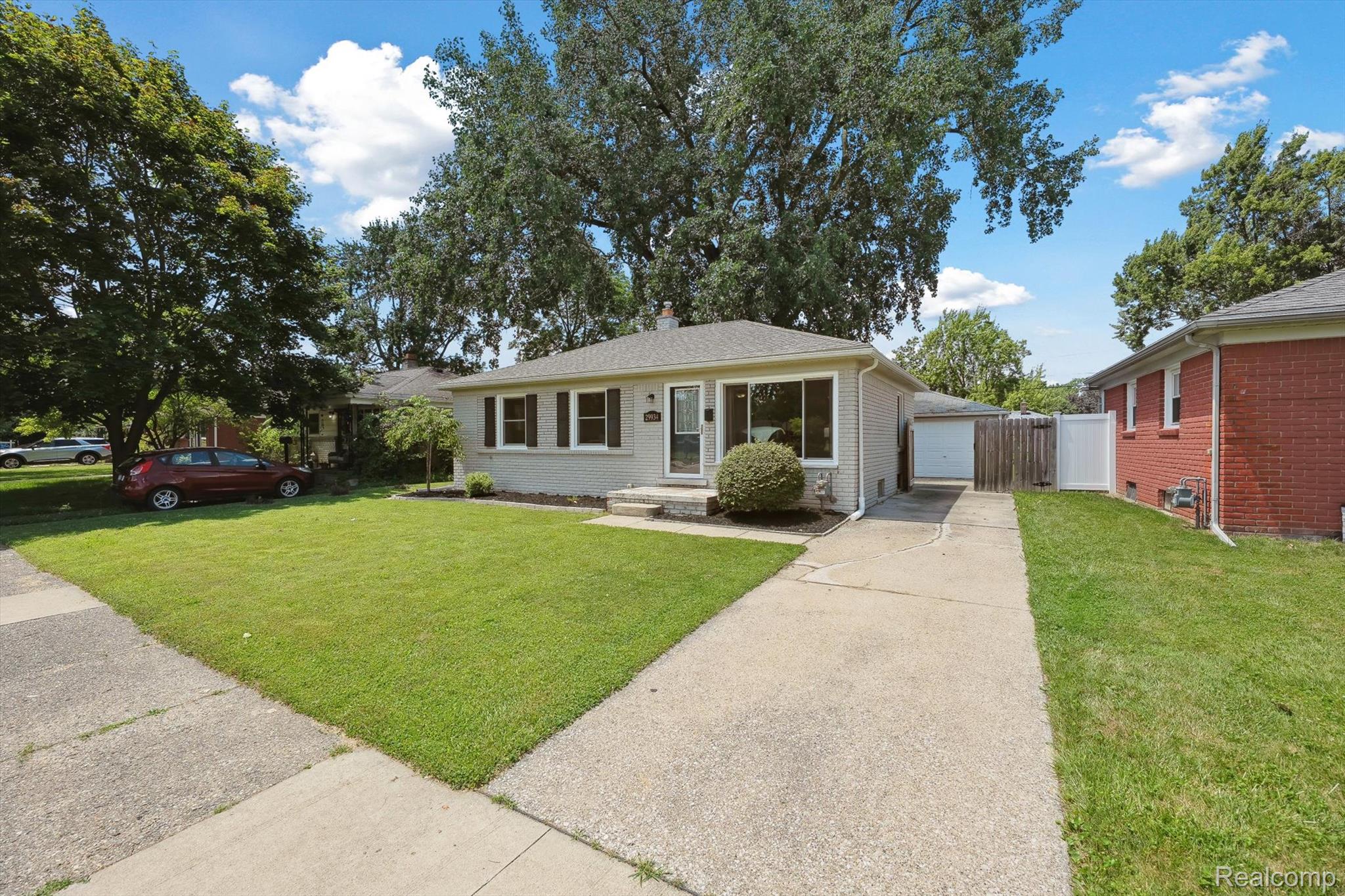 29934 Tamarack Drive