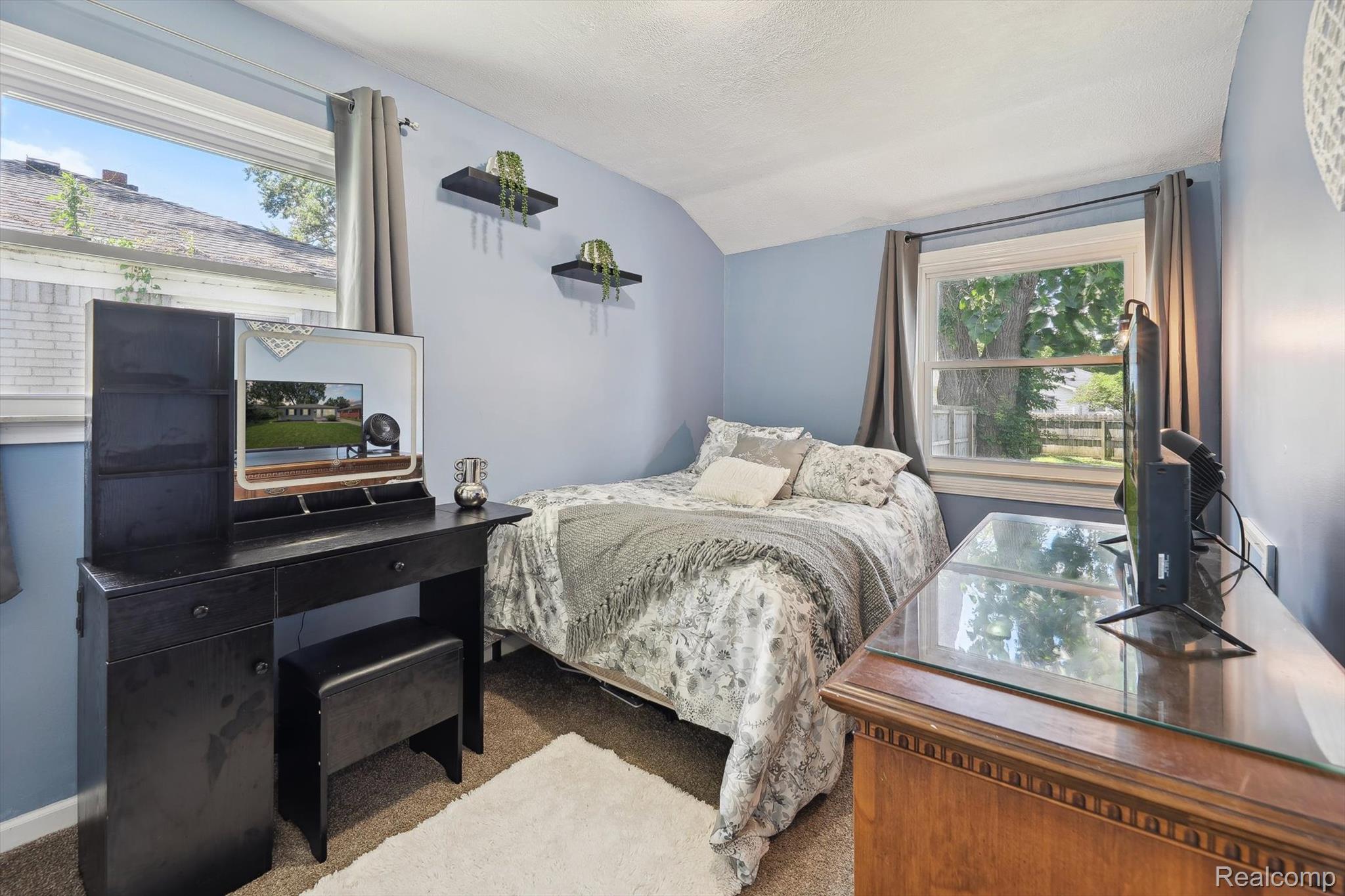 29934 Tamarack Drive