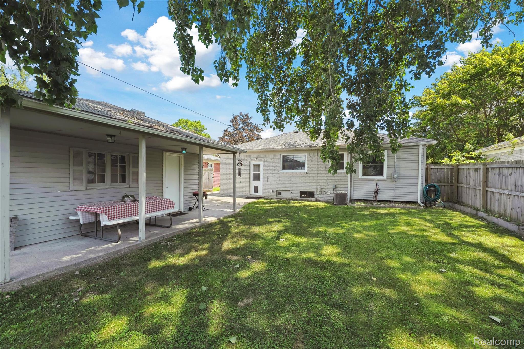 29934 Tamarack Drive