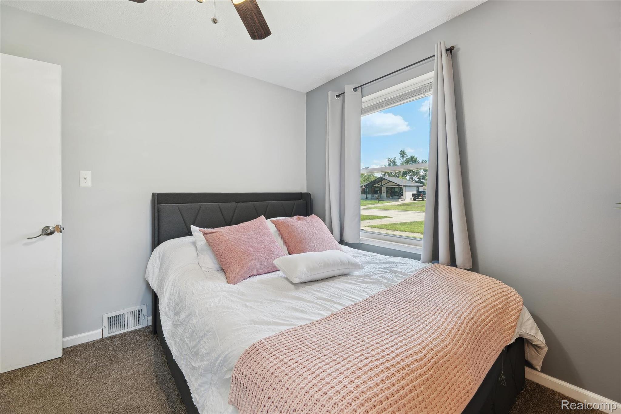 29934 Tamarack Drive