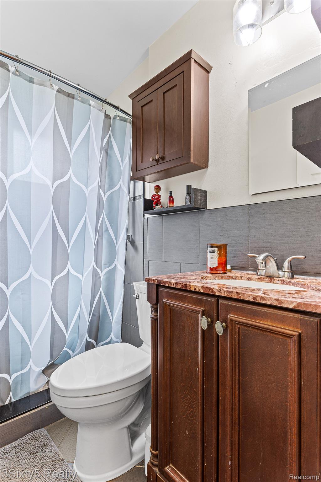 18528 Trail Ridge Court