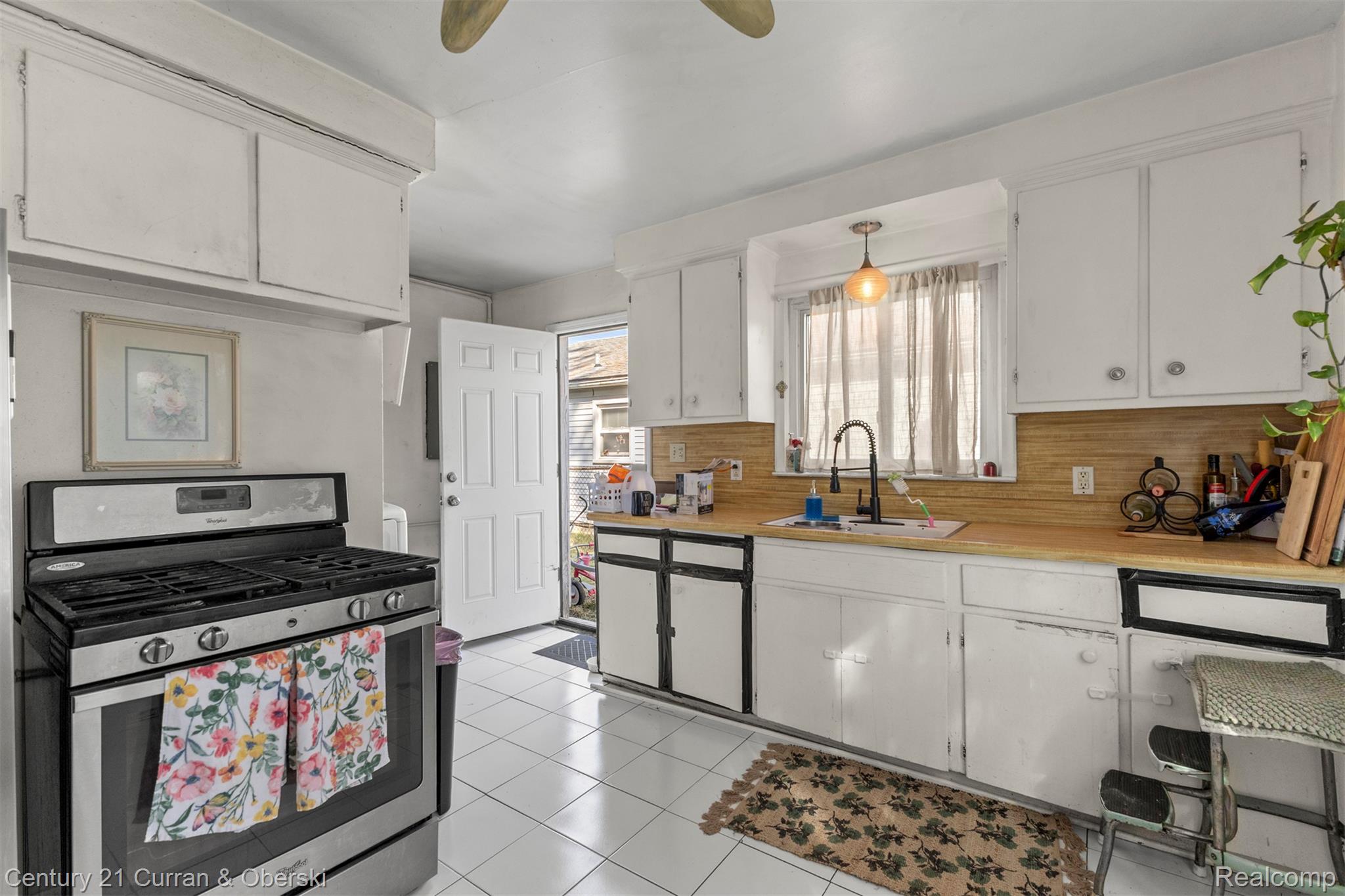32360 Carlisle Parkway